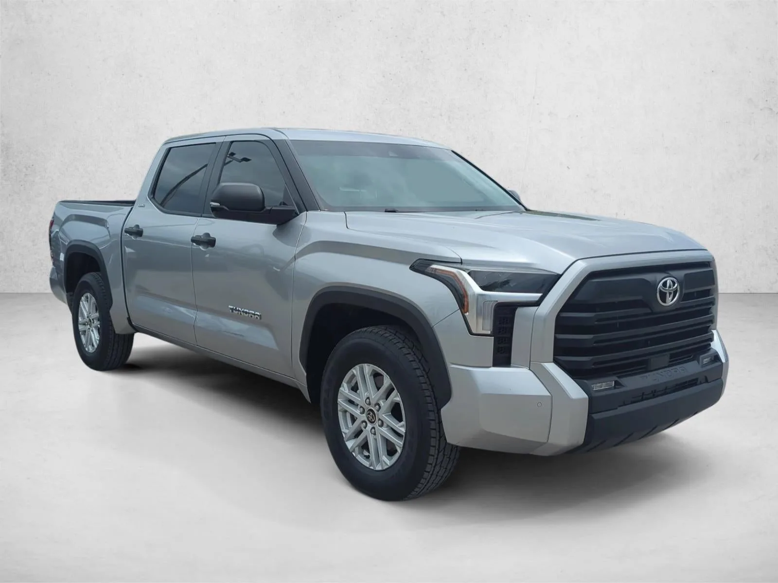2024 Toyota Tundra SR5 photo 3