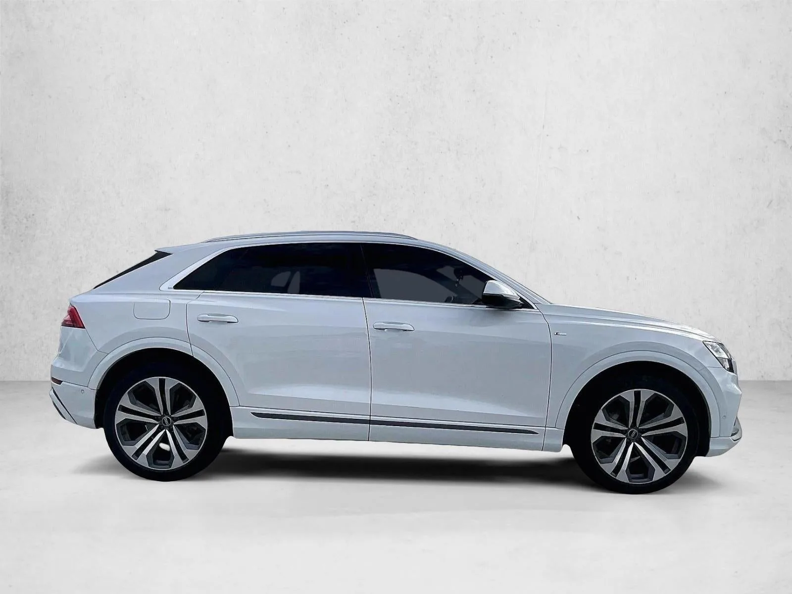 2021 Audi Q8 Premium Plus 55 TFSI quattro Tiptronic photo 5