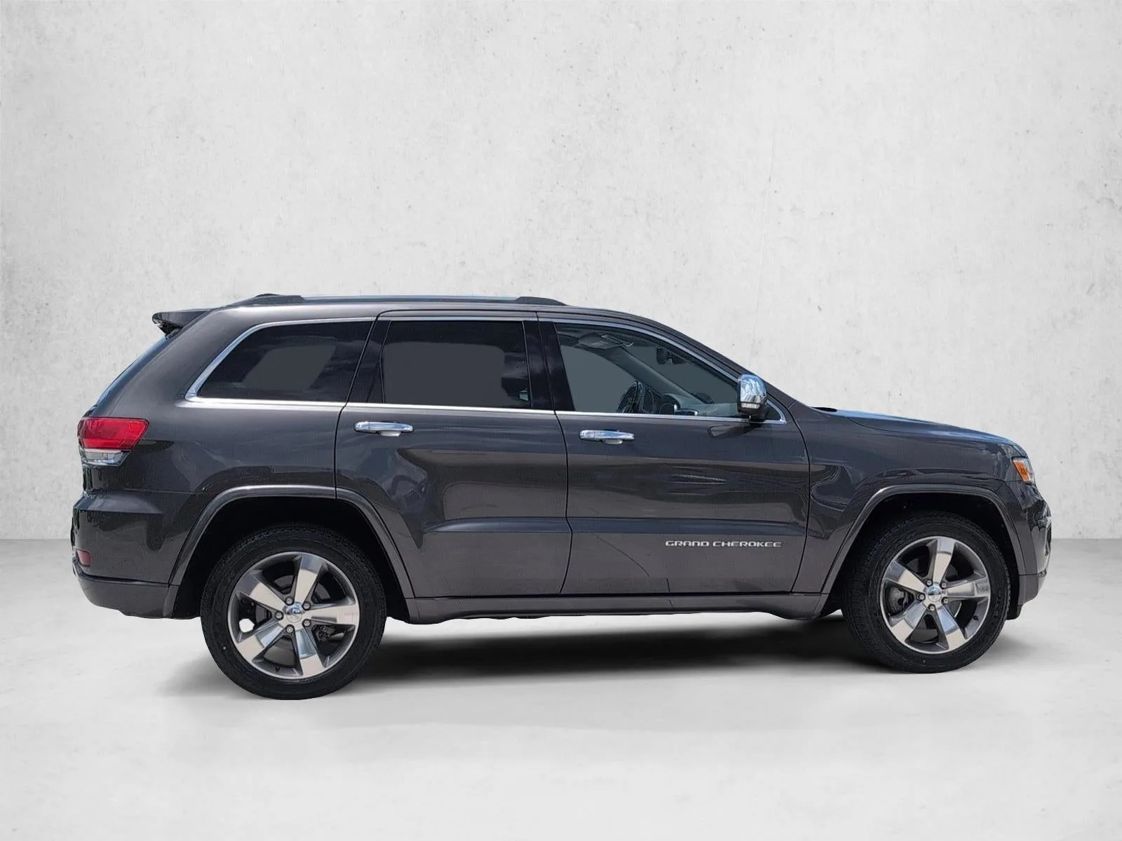 2015 Jeep Grand Cherokee 4WD 4dr Overland photo 6