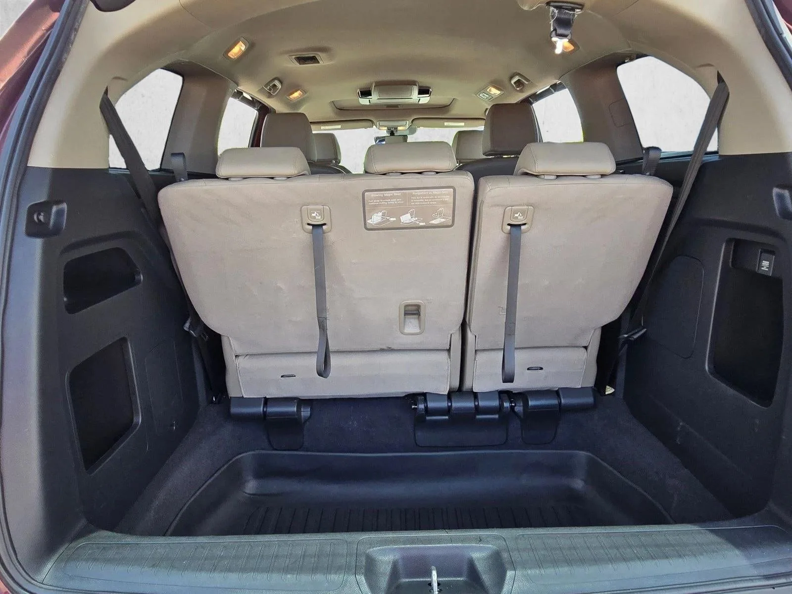 2018 Honda Odyssey EX-L Auto photo 5