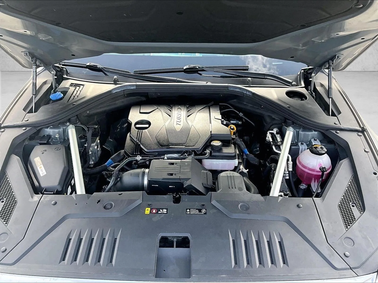 2023 Genesis GV70 2.5T photo 11