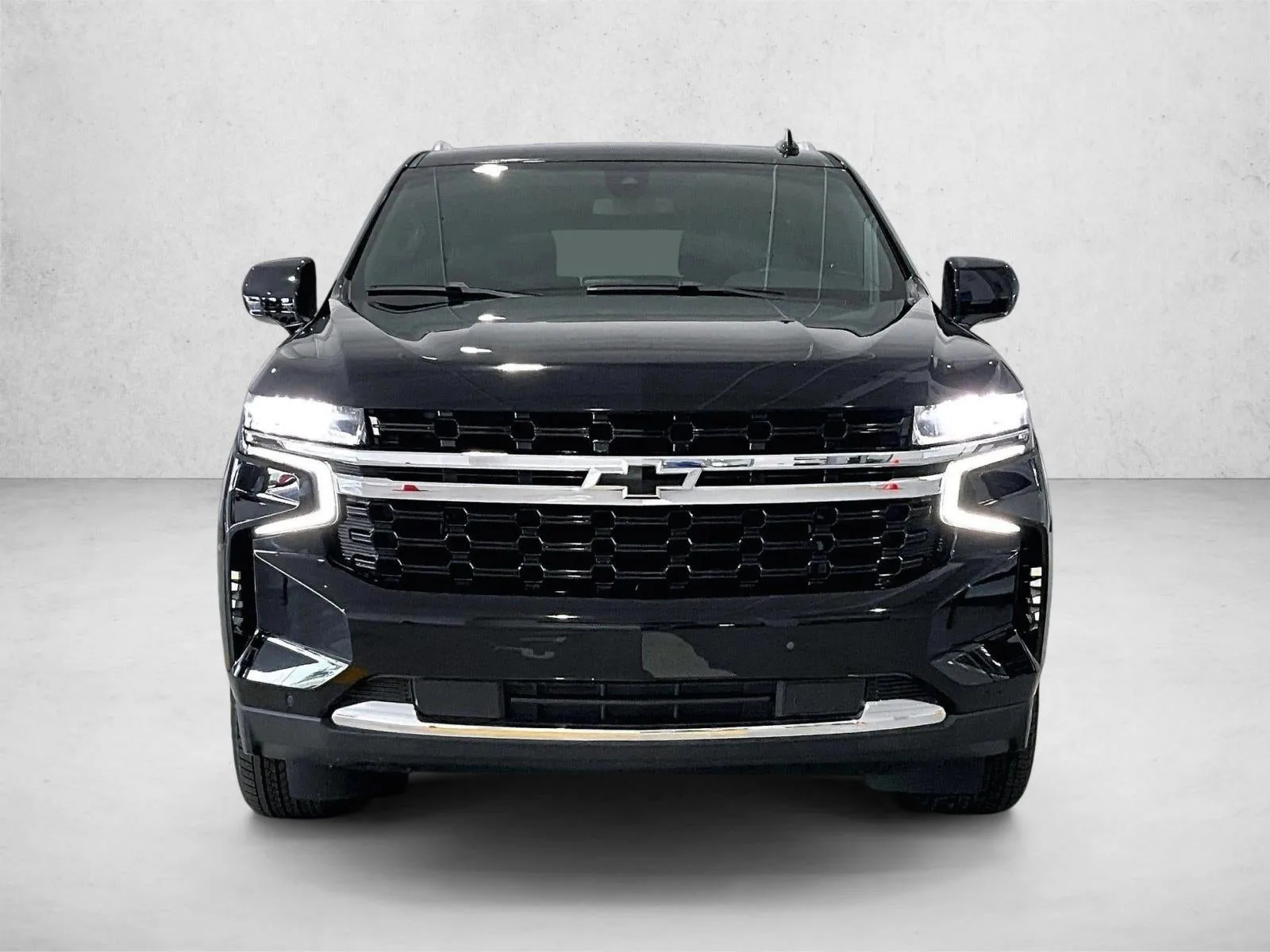 2022 Chevrolet Tahoe LS photo 3