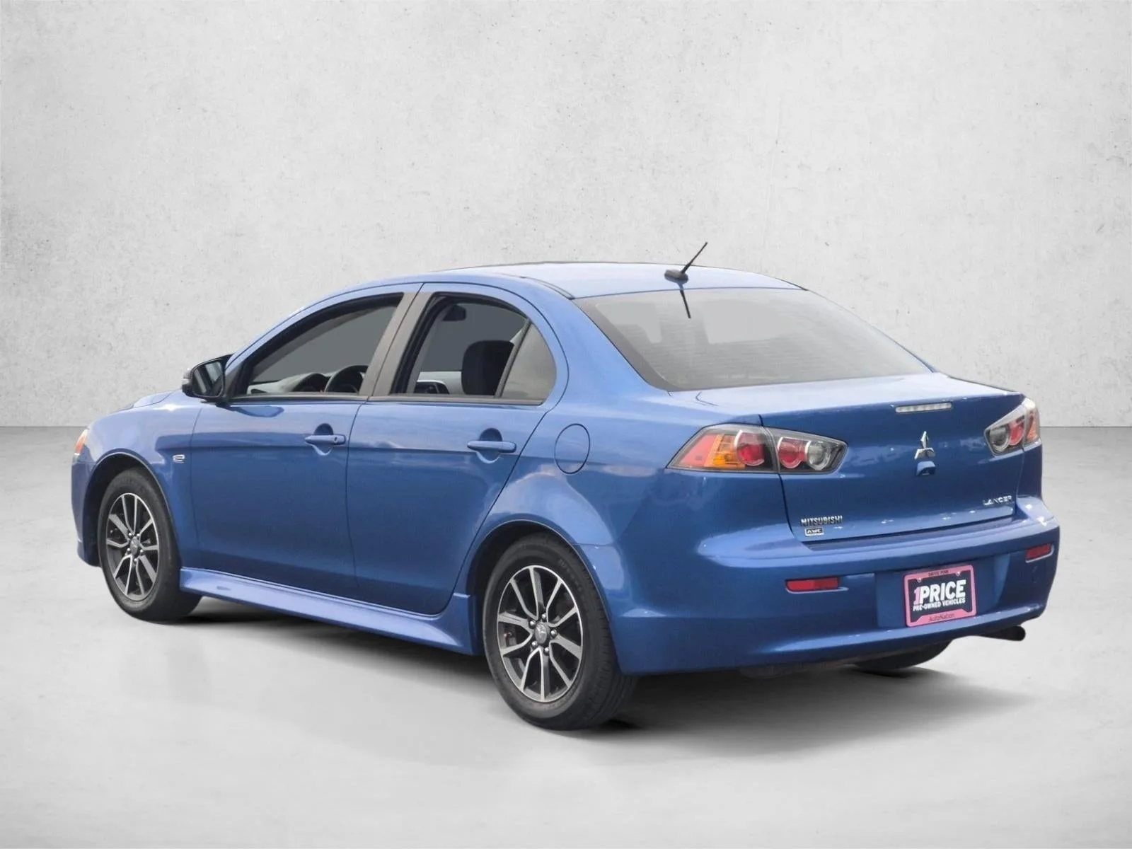 2015 Mitsubishi Lancer SE photo 8