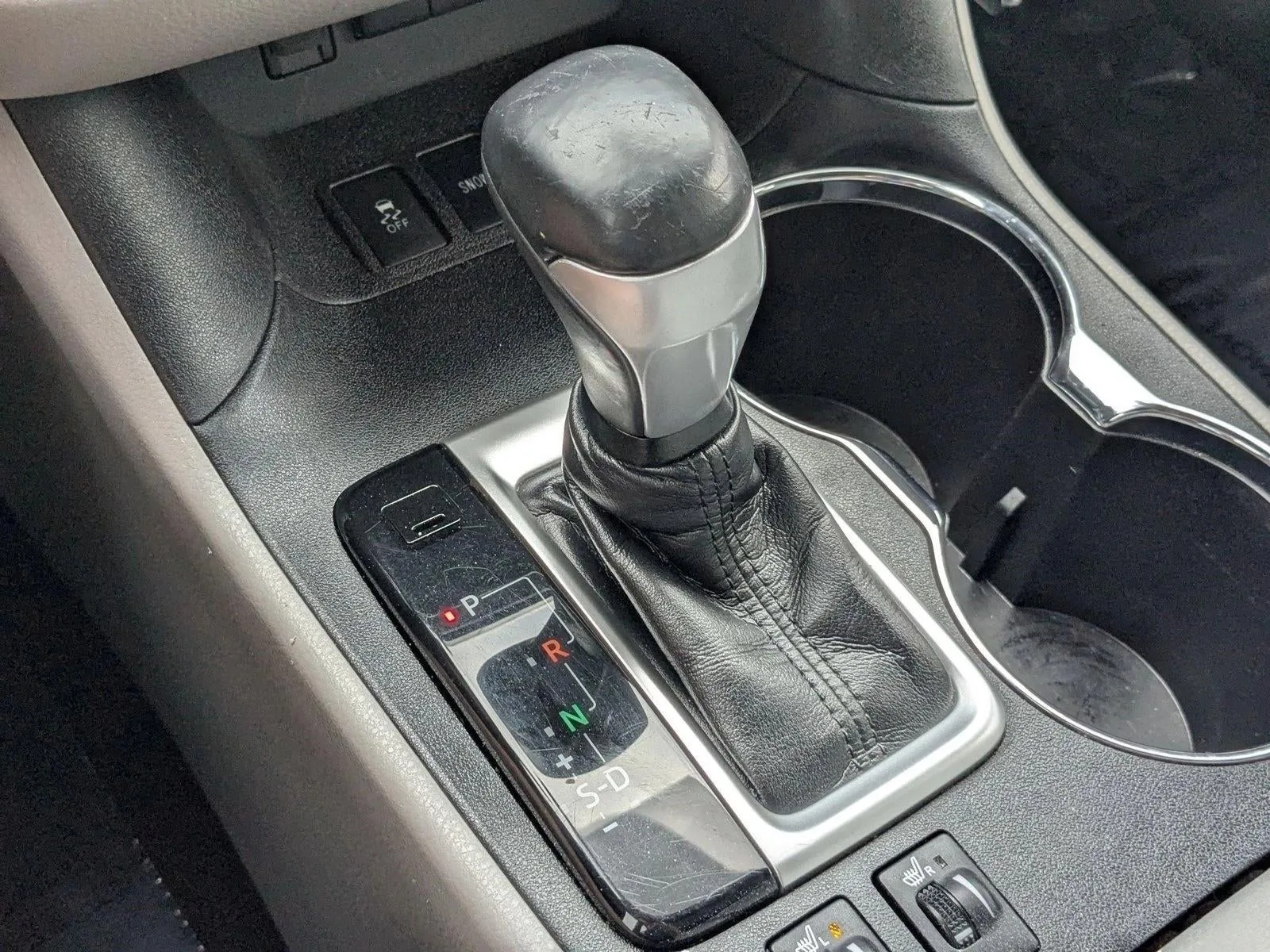 2018 Toyota Highlander XLE V6 AWD (Natl) photo 12