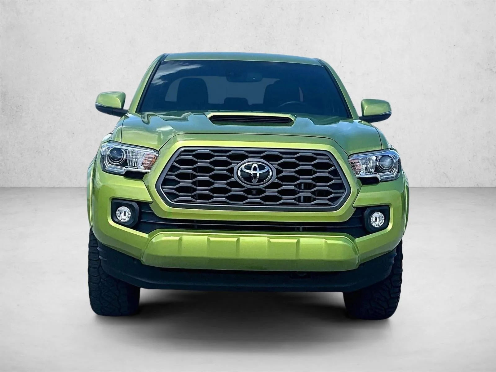 2023 Toyota Tacoma TRD Sport photo 3