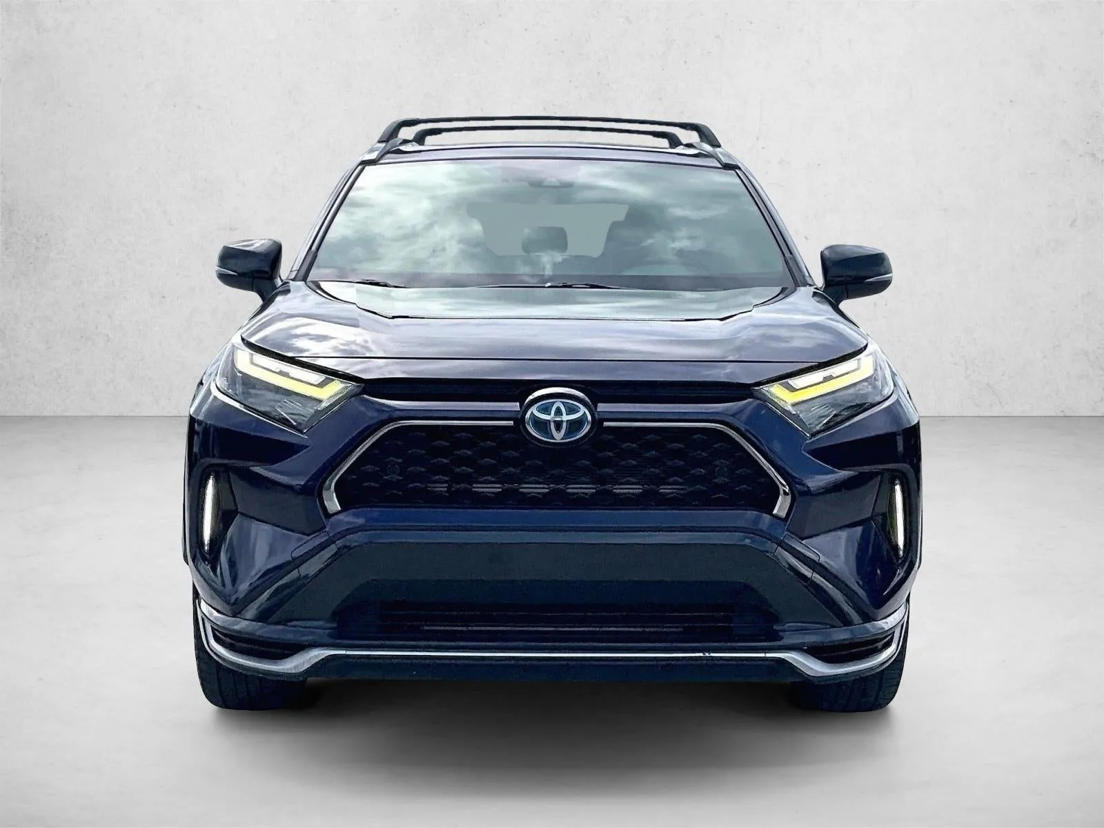 2022 Toyota RAV4 Prime XSE photo 3