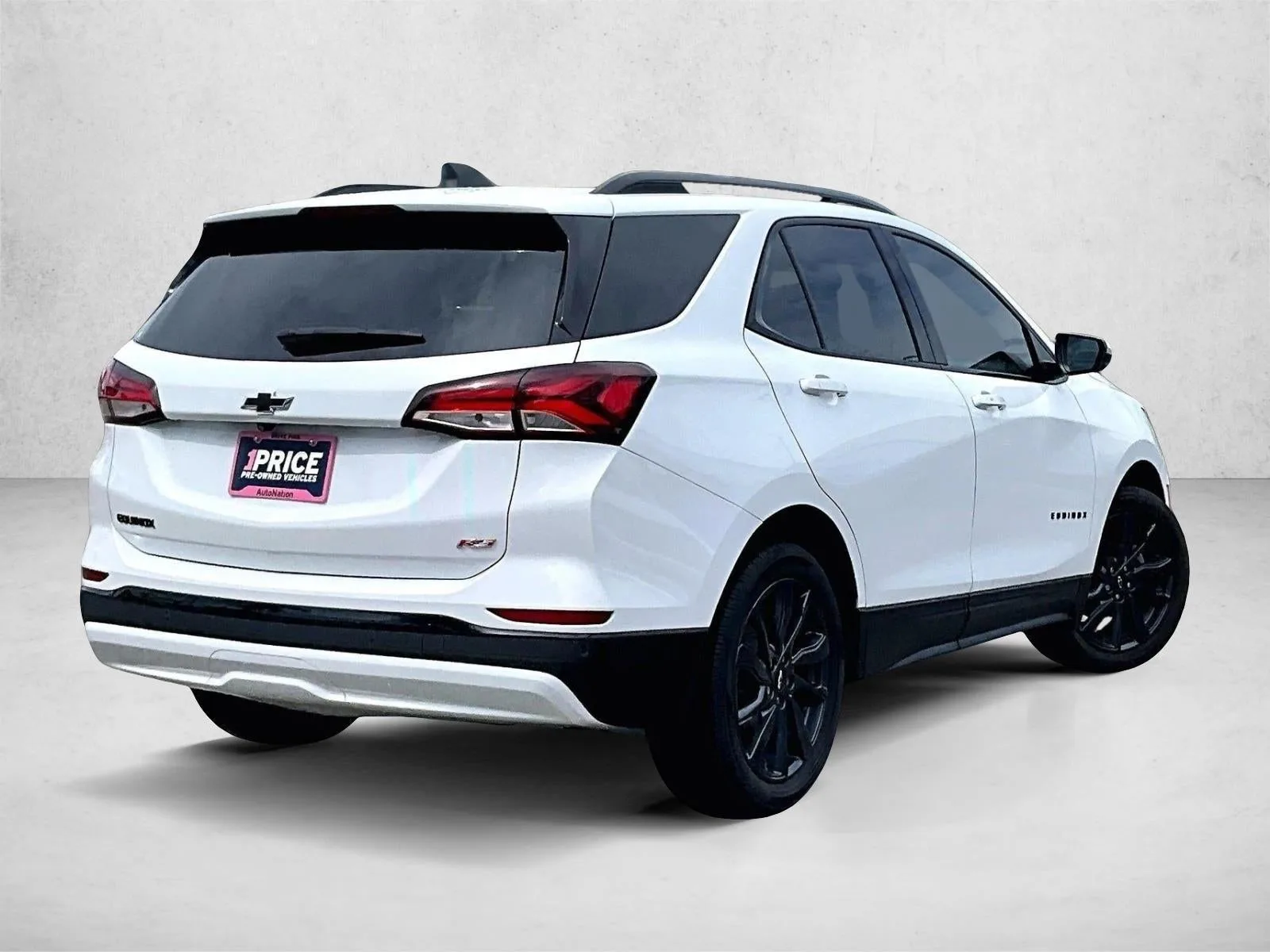2024 Chevrolet Equinox RS photo 2