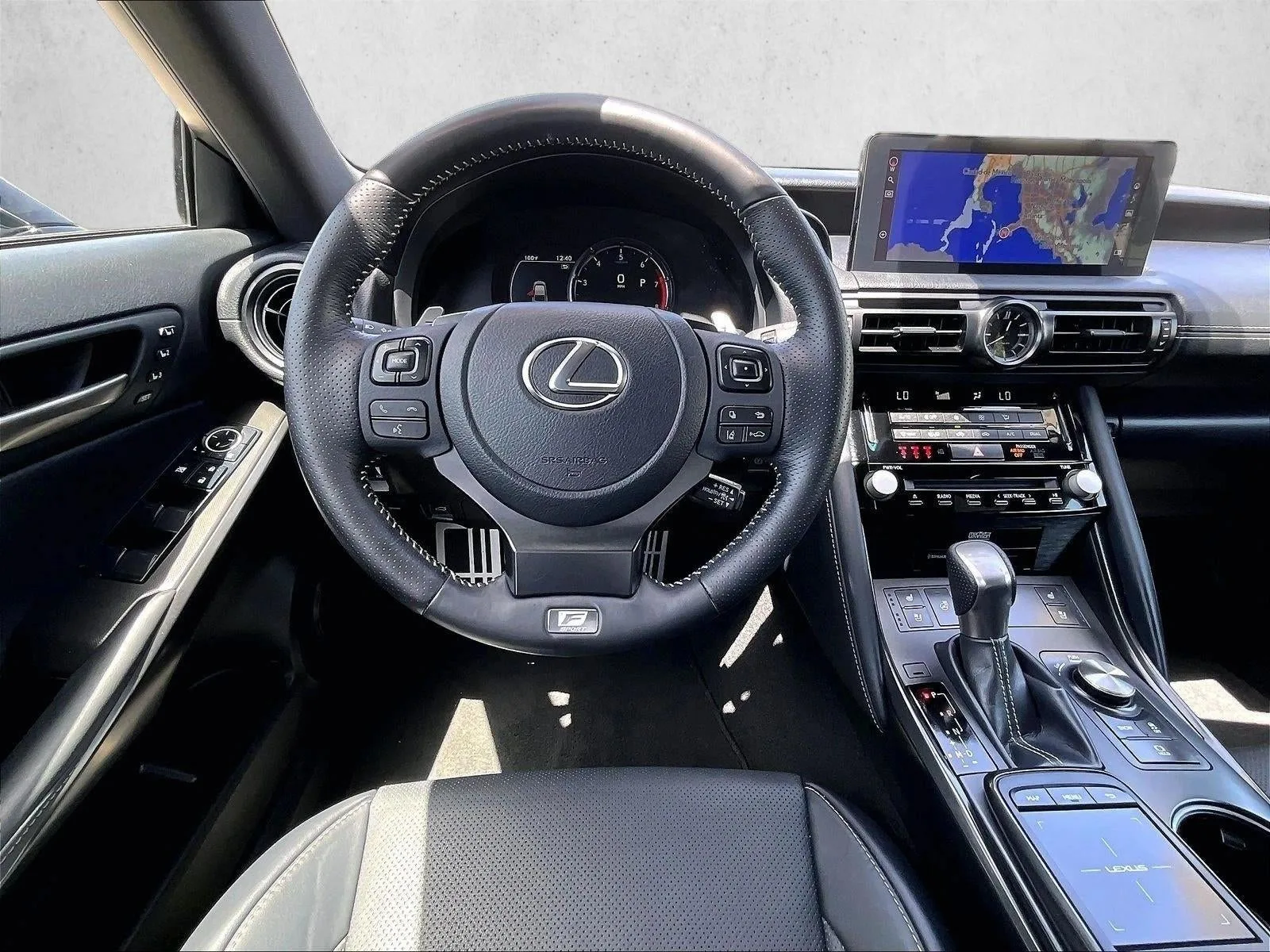 2023 Lexus IS 350 F SPORT photo 6