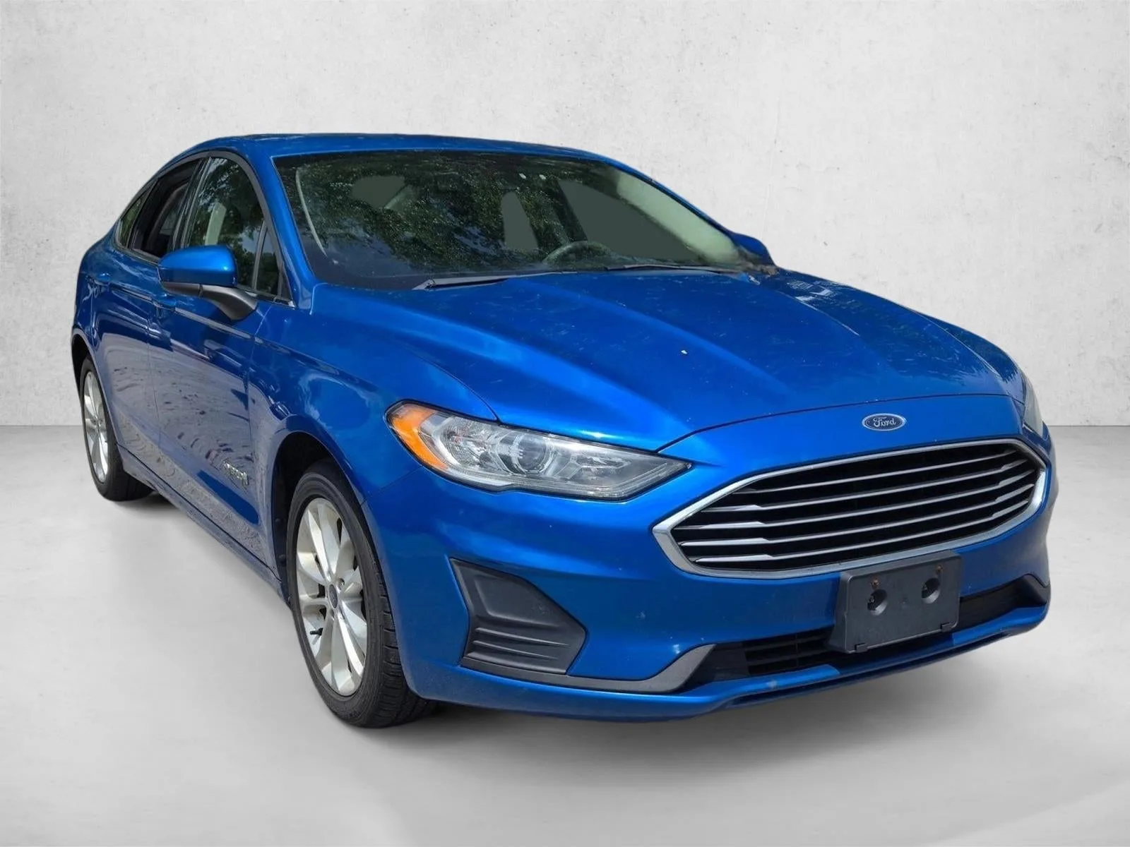 2019 Ford Fusion Hybrid SE FWD photo 3
