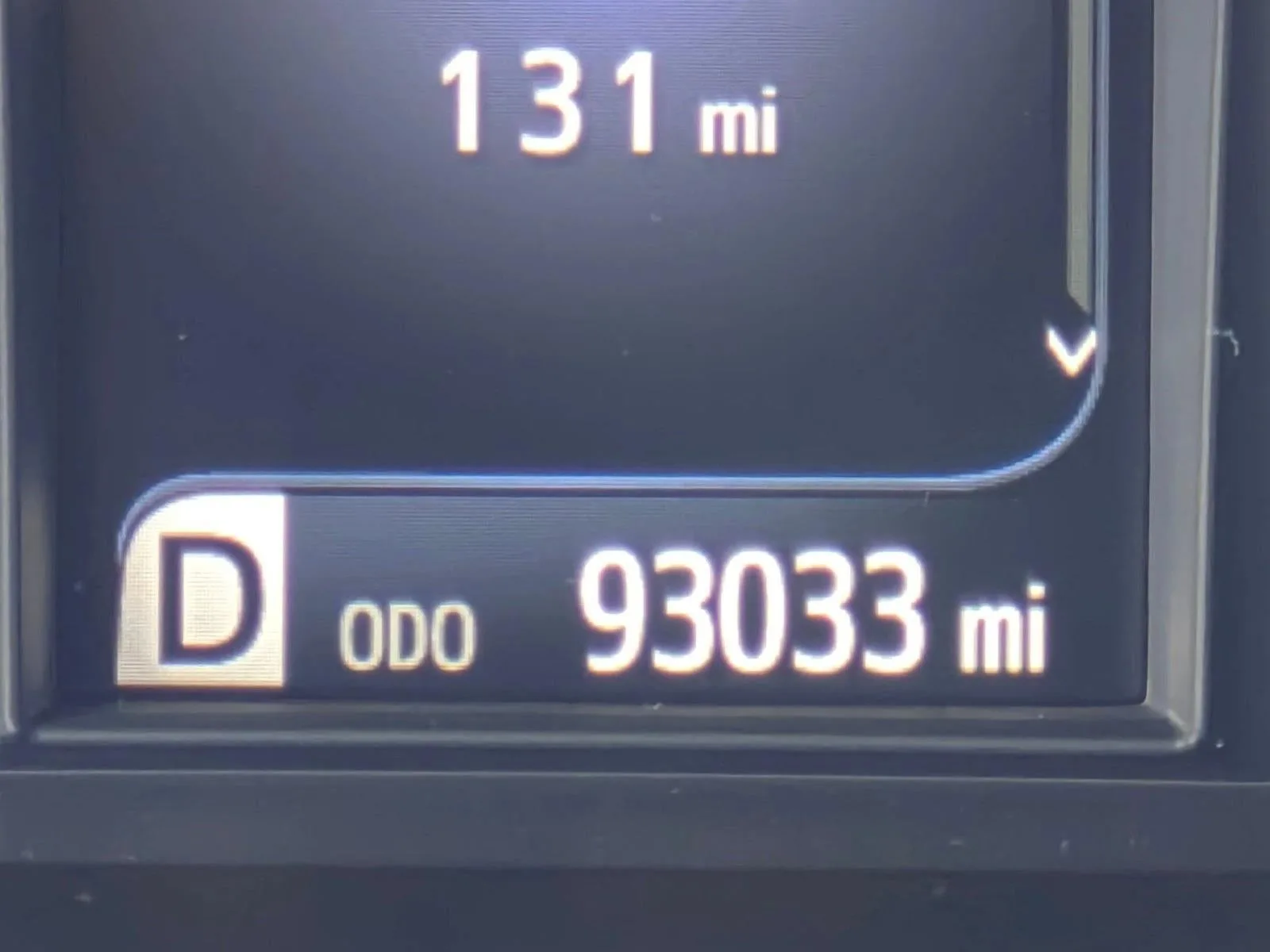 2017 Toyota Camry XLE Auto (SE) photo 5