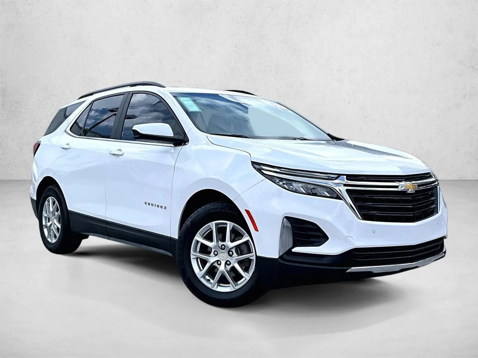 2023 Chevrolet Equinox LT photo 12