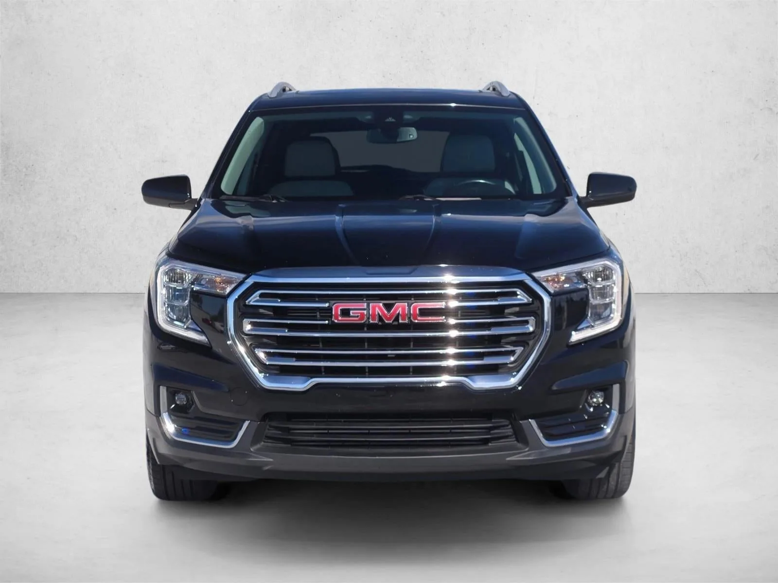 2022 GMC Terrain FWD SLT photo 2