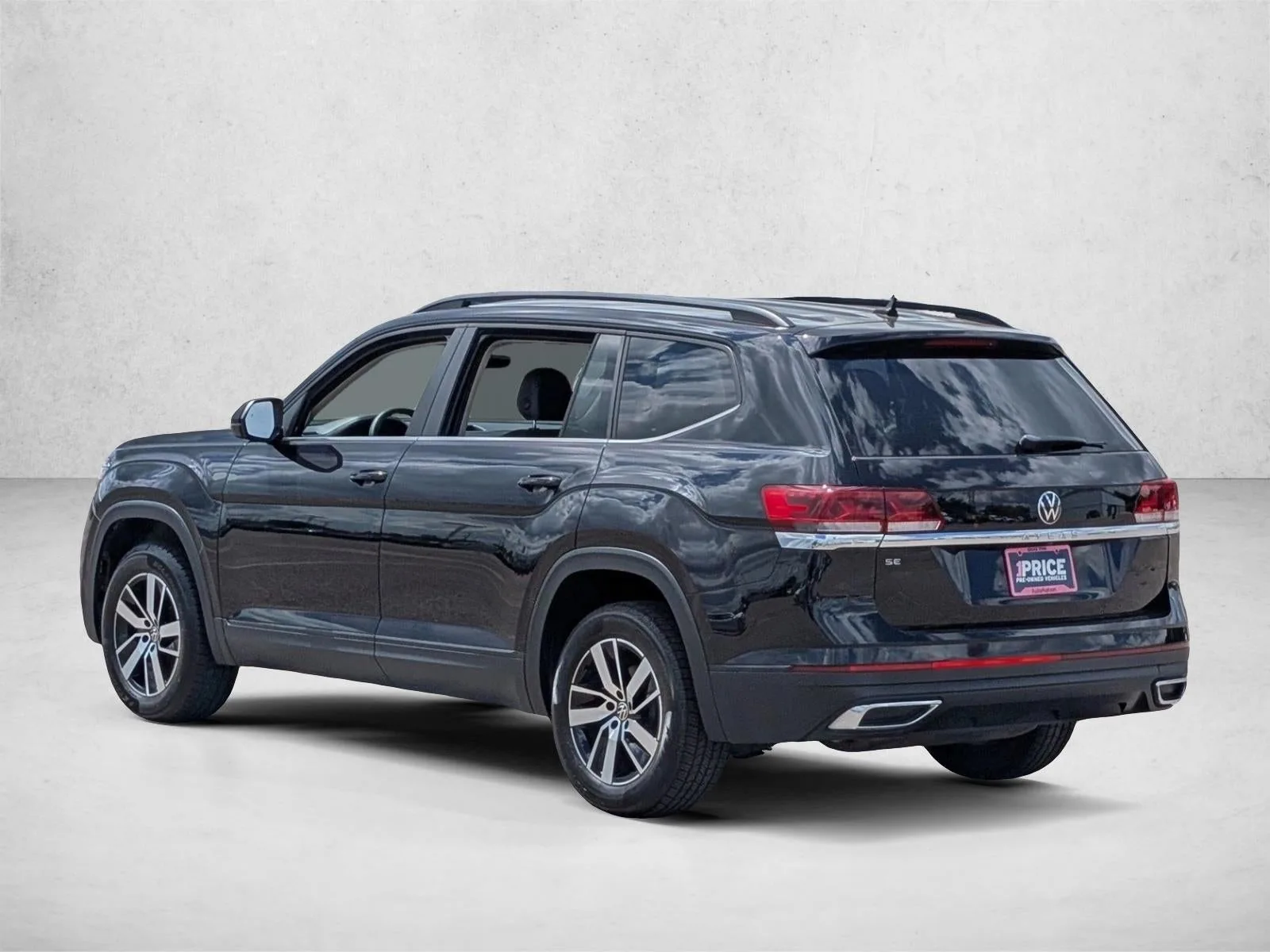 2022 Volkswagen Atlas 2.0T SE FWD photo 8