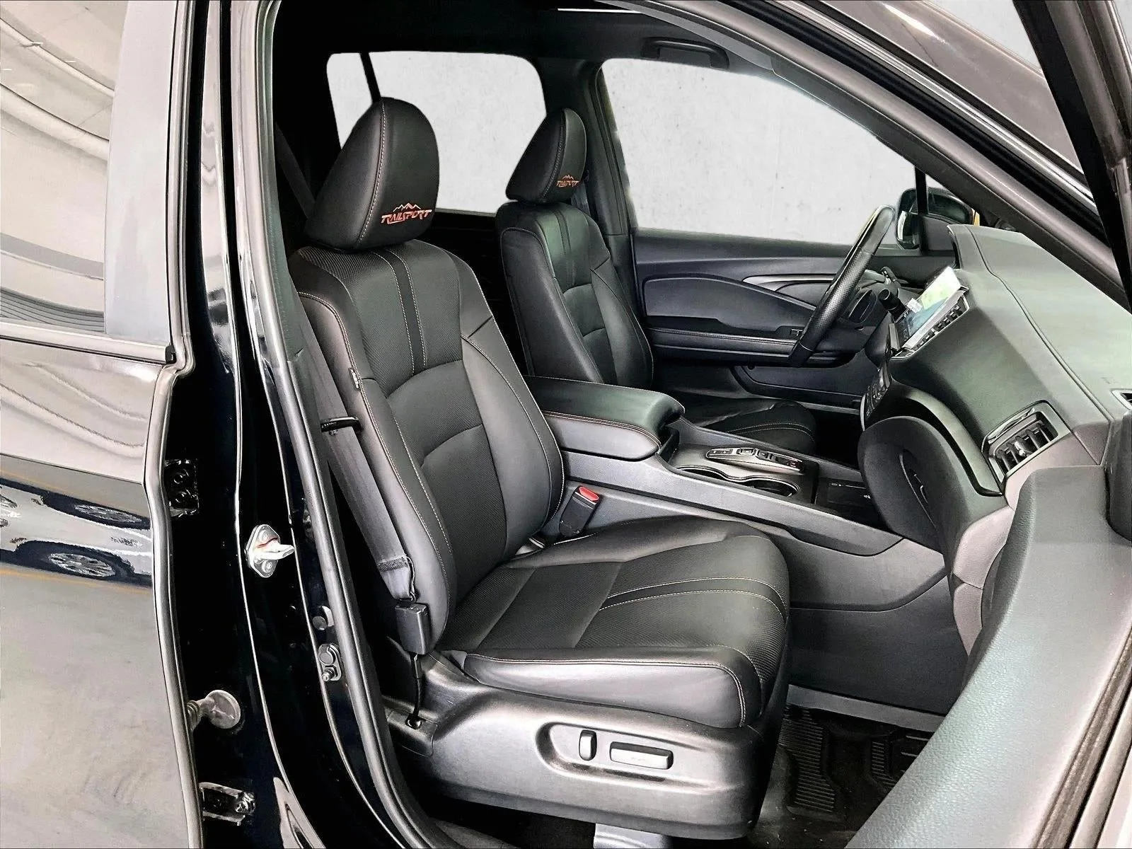 2024 Honda Ridgeline TrailSport photo 9