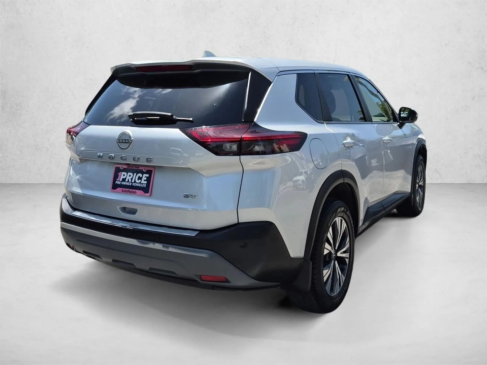 2022 Nissan Rogue FWD SV photo 5