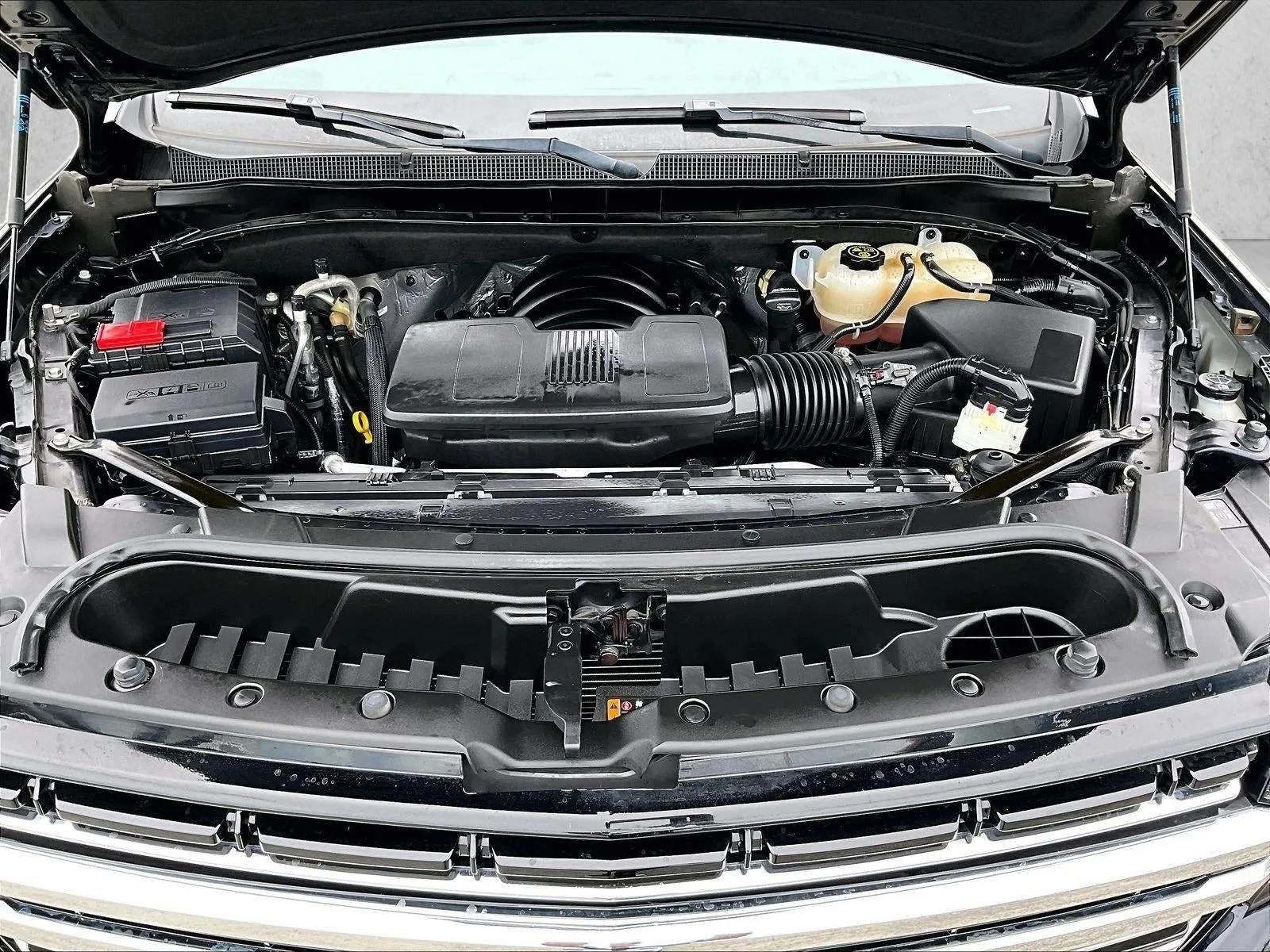 2023 Chevrolet Tahoe LT photo 11