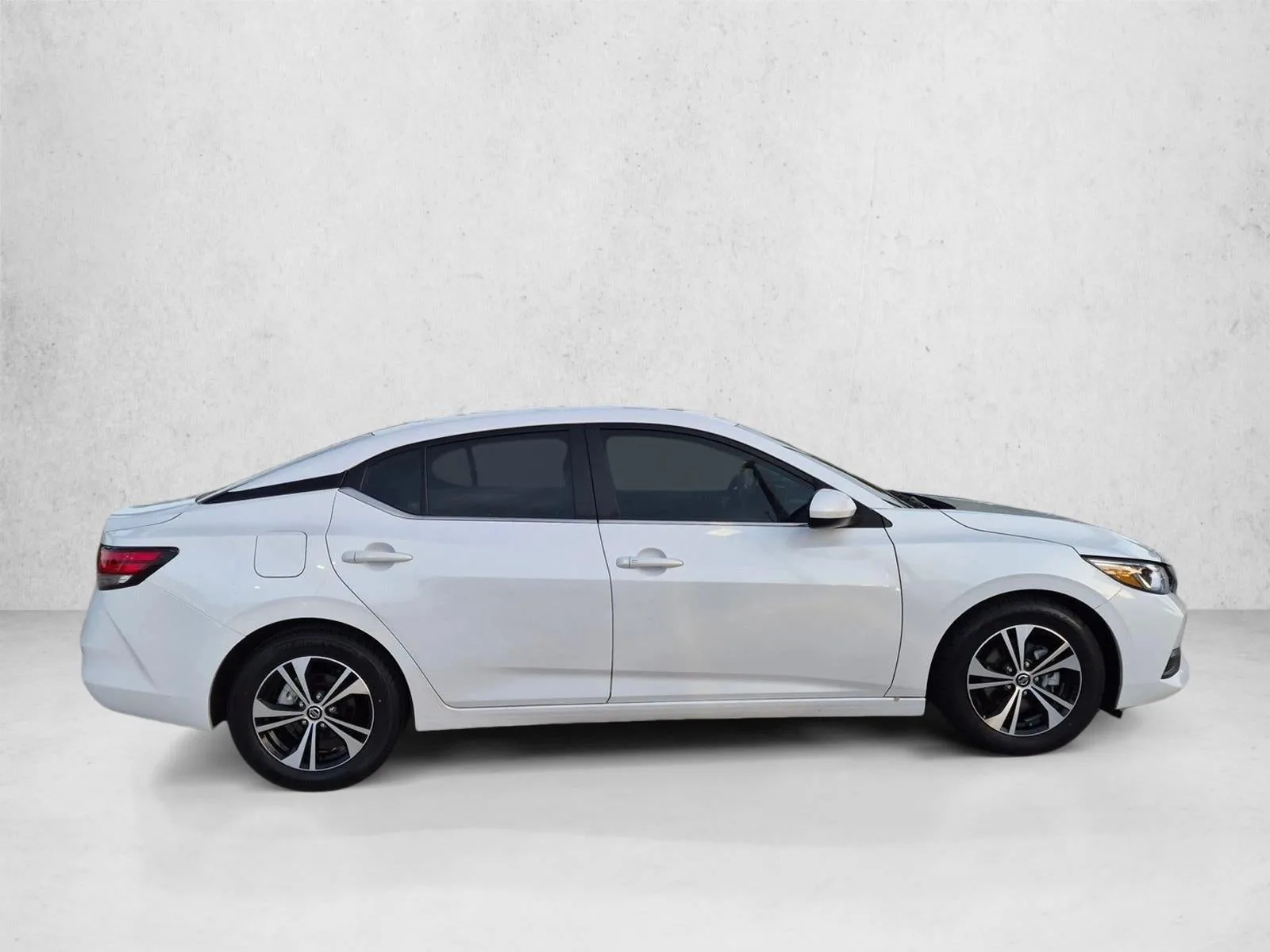 2022 Nissan Sentra SV CVT photo 4