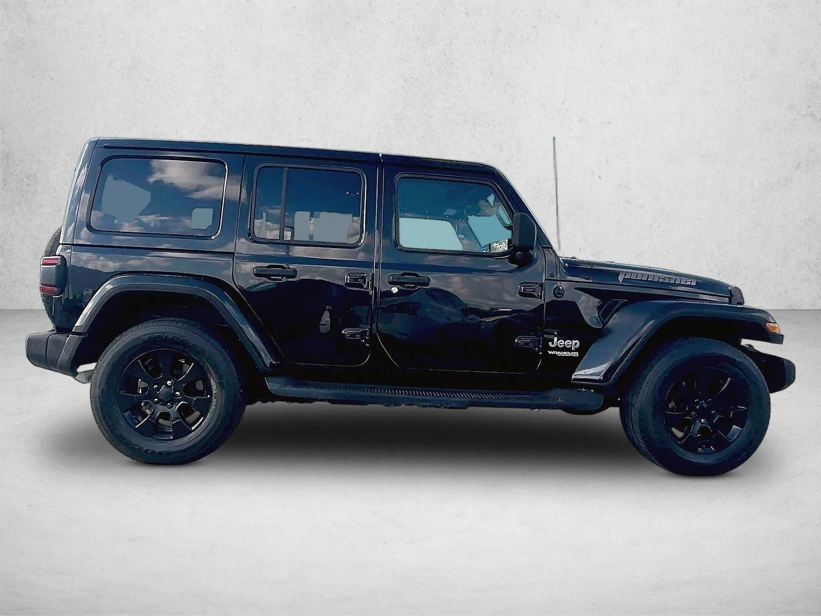 2019 Jeep Wrangler Unlimited Sahara 4x4 photo 5