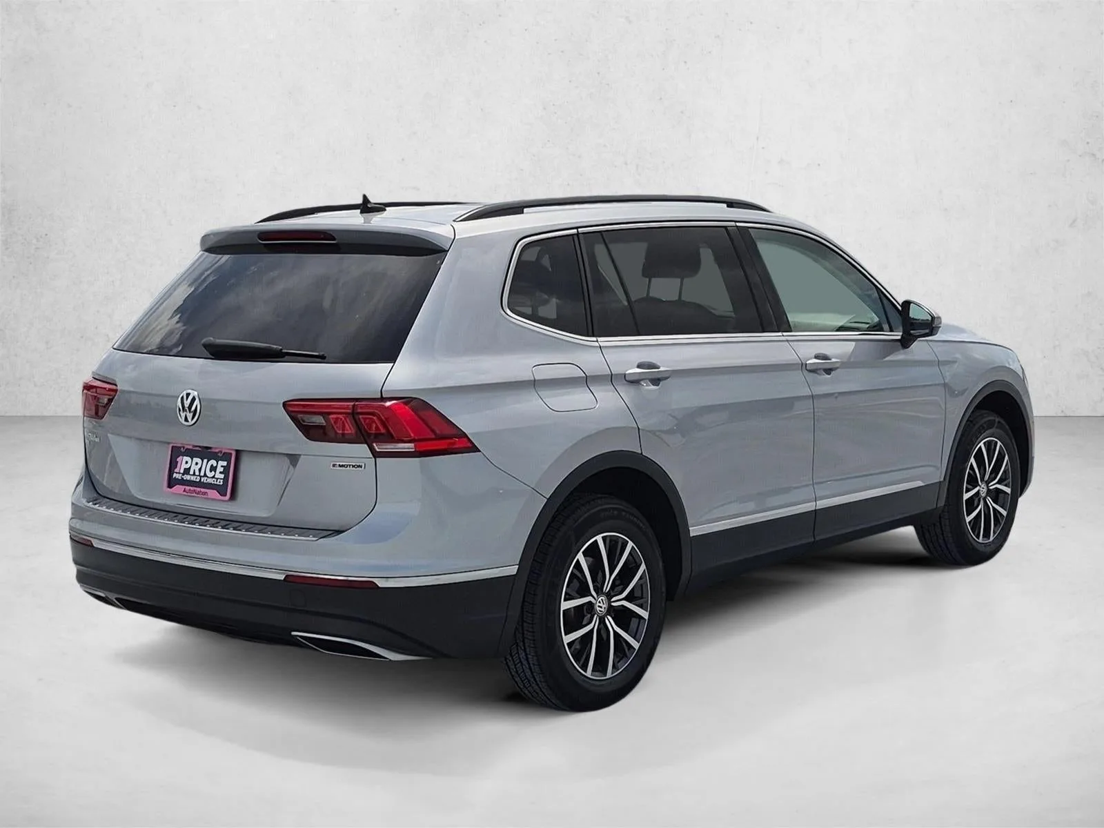 2020 Volkswagen Tiguan 2.0T SE photo 5