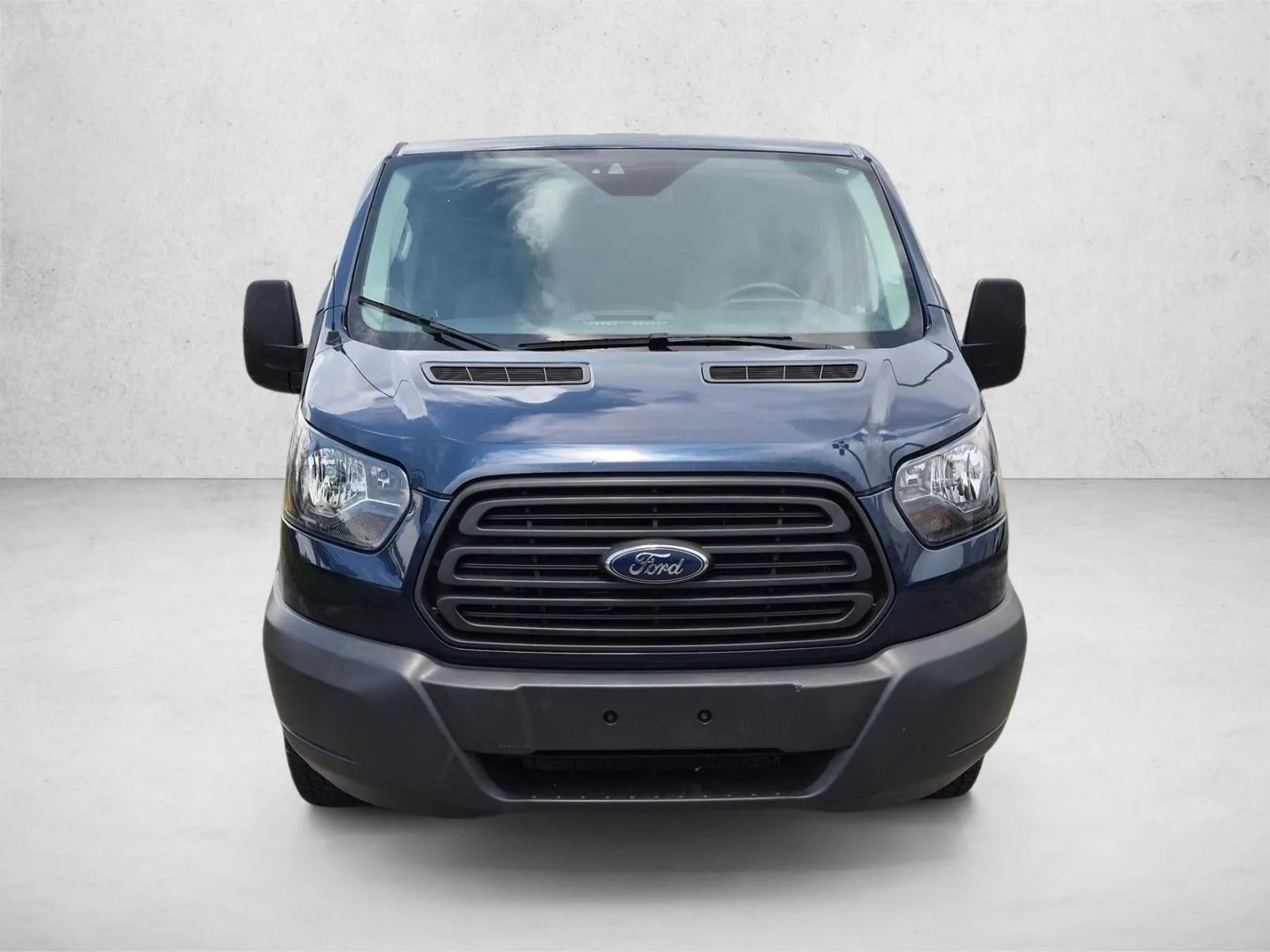 2018 Ford Transit Van T-150 130" Low Rf 8600 GVWR Swing-Out RH Dr photo 2