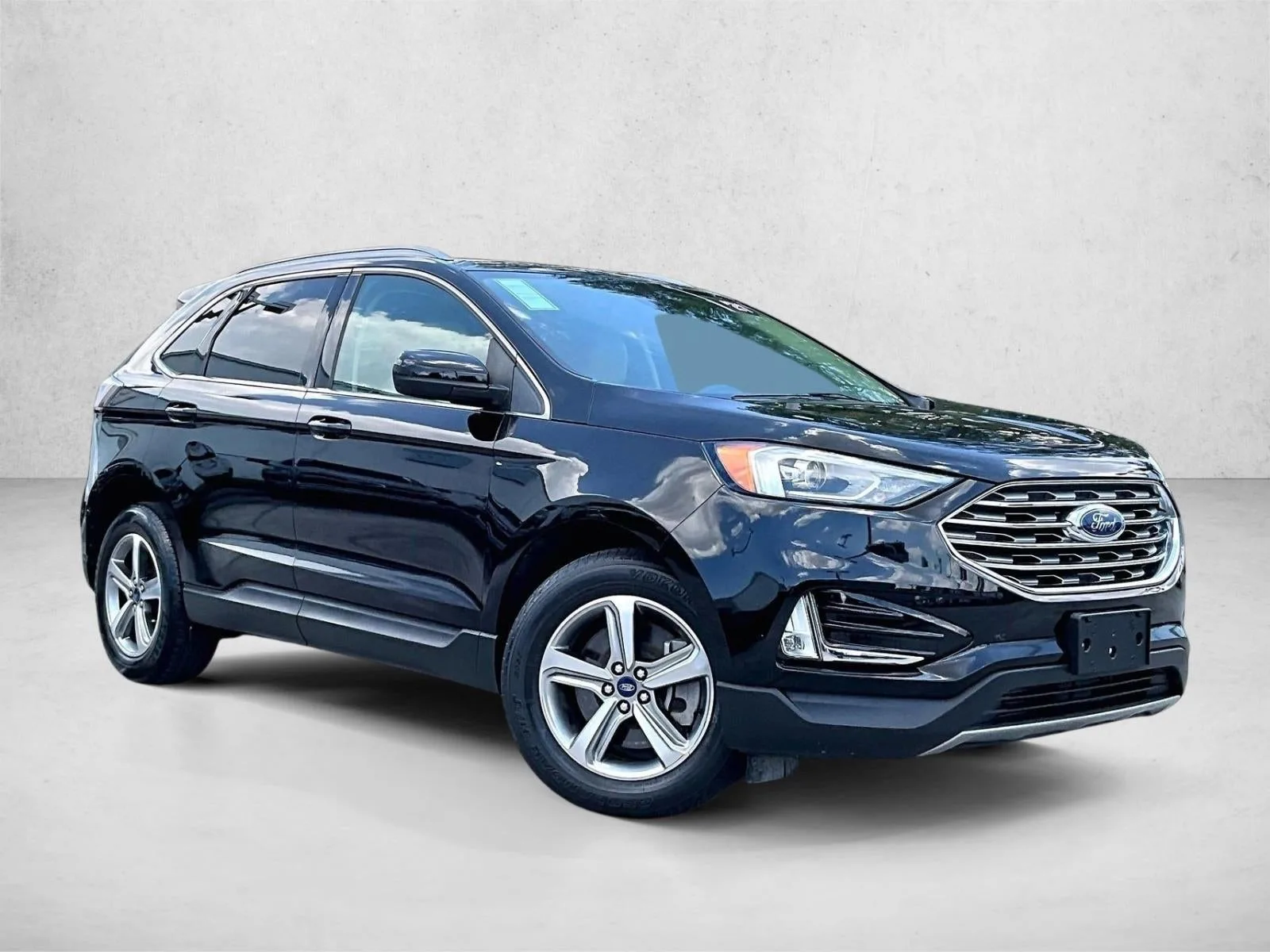 2021 Ford Edge SEL photo 12