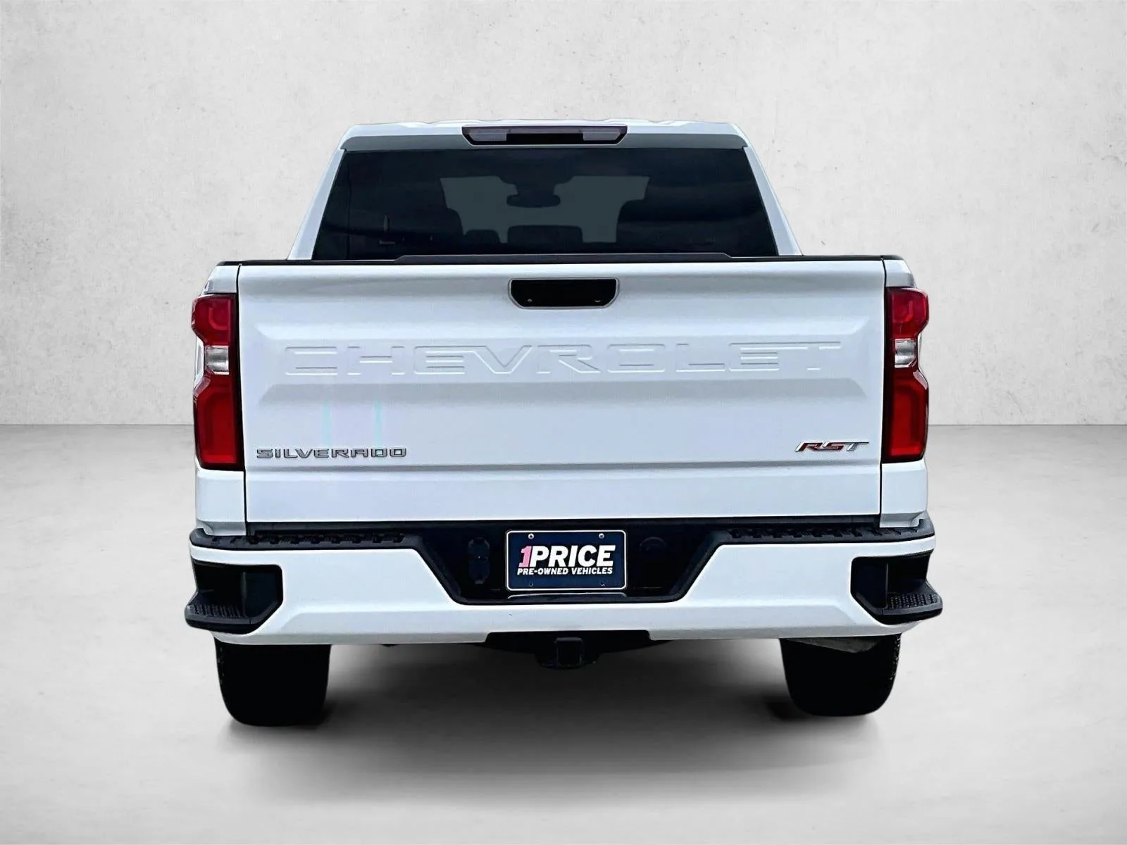 2024 Chevrolet Silverado 1500 RST photo 4