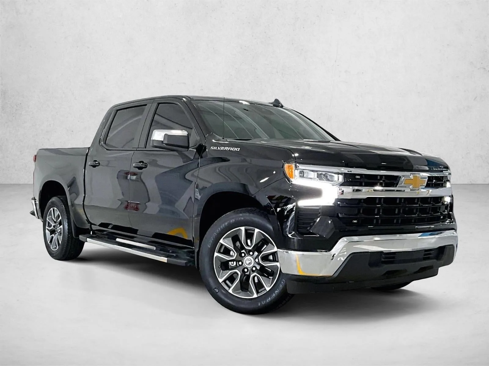 2023 Chevrolet Silverado 1500 LT photo 12