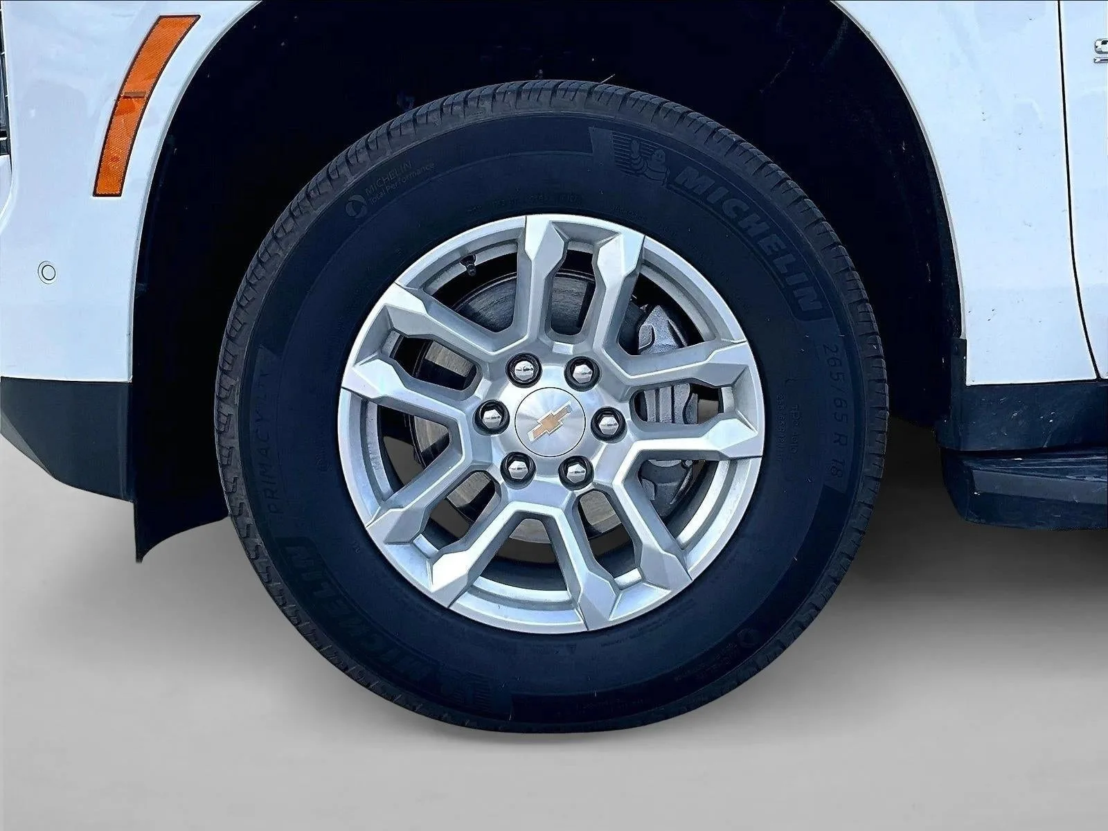 2026 Chevrolet Suburban LS photo 10