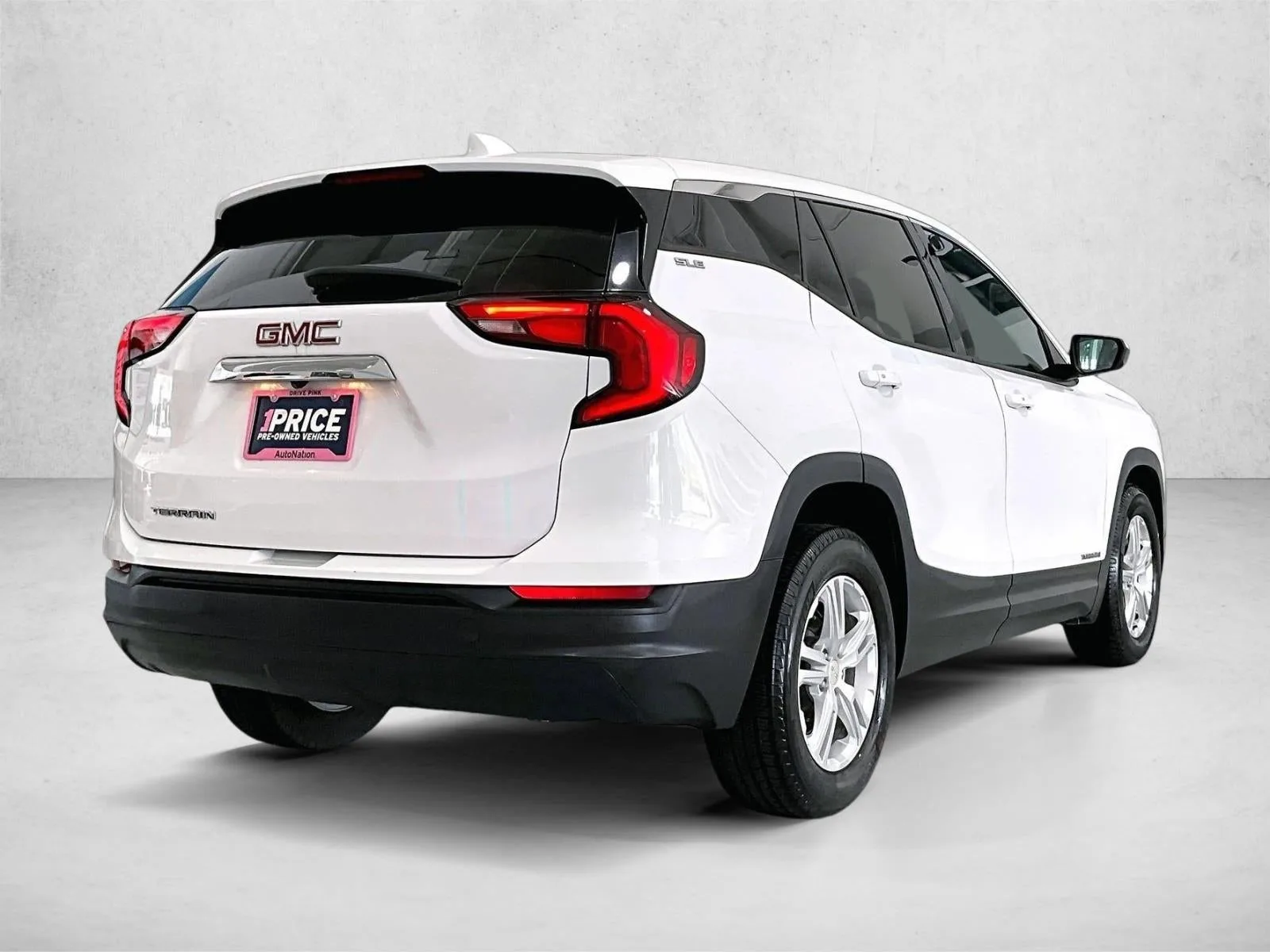 2019 GMC Terrain SLE photo 2