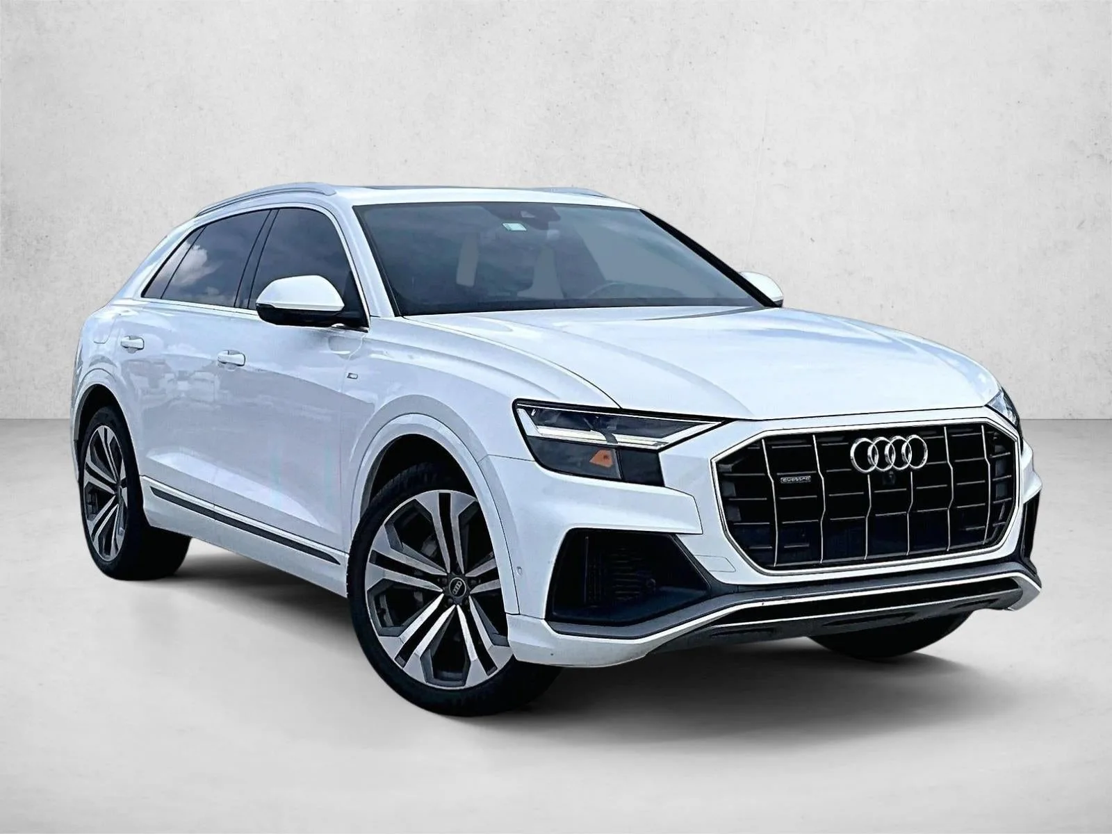2021 Audi Q8 Premium Plus 55 TFSI quattro Tiptronic photo 12