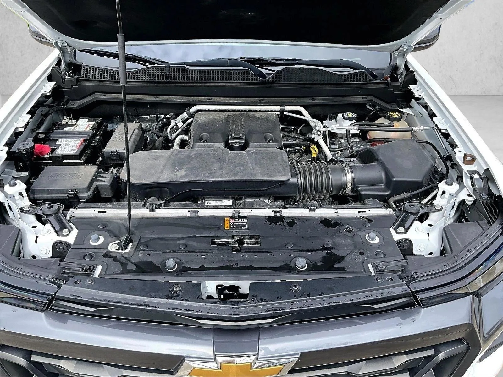2023 Chevrolet Colorado 2WD LT photo 11