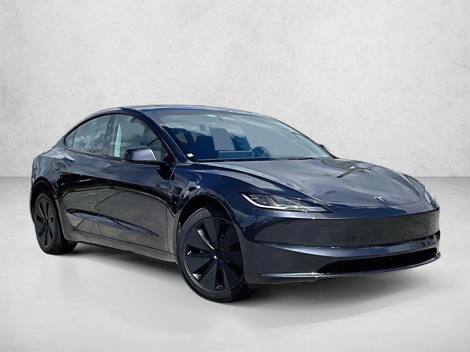 2025 Tesla Model 3 Long Range photo 11