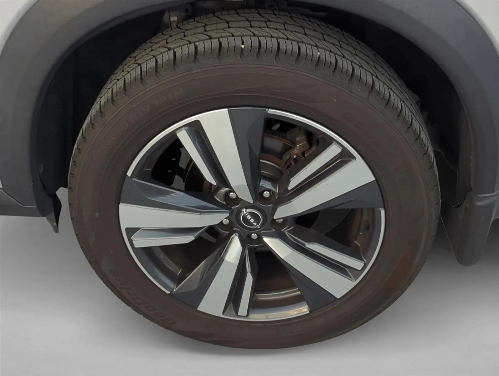 2023 Nissan Rogue FWD SL *Ltd Avail* photo 7