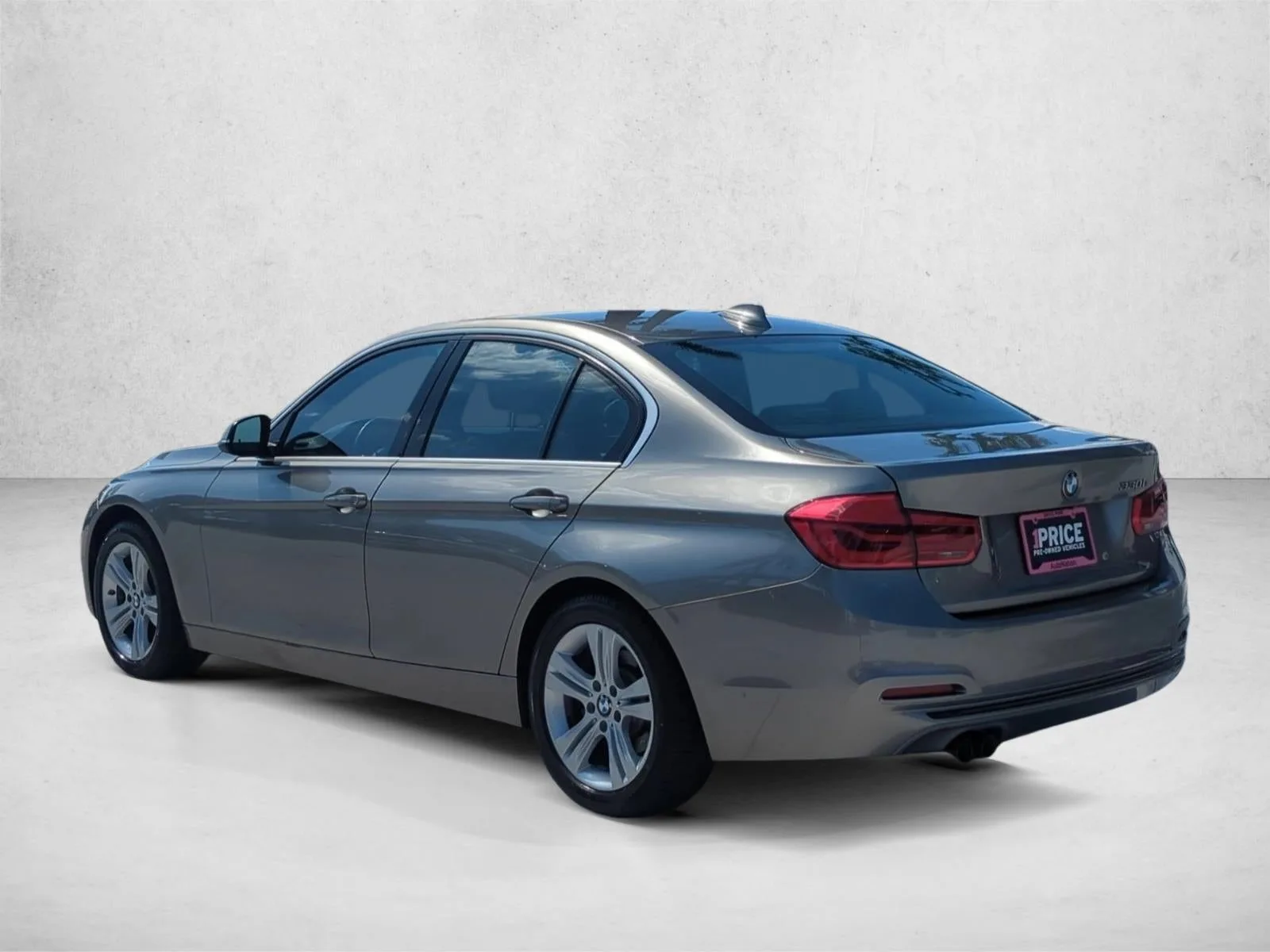 2018 BMW 330i Sedan photo 7