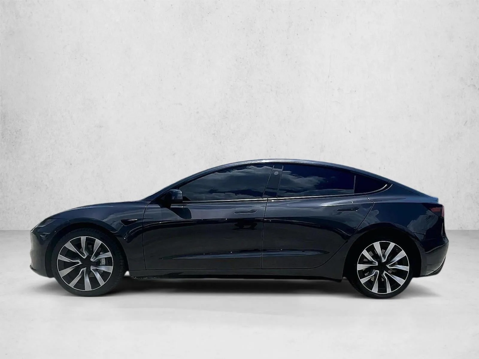 2024 Tesla Model 3 Long Range photo 6