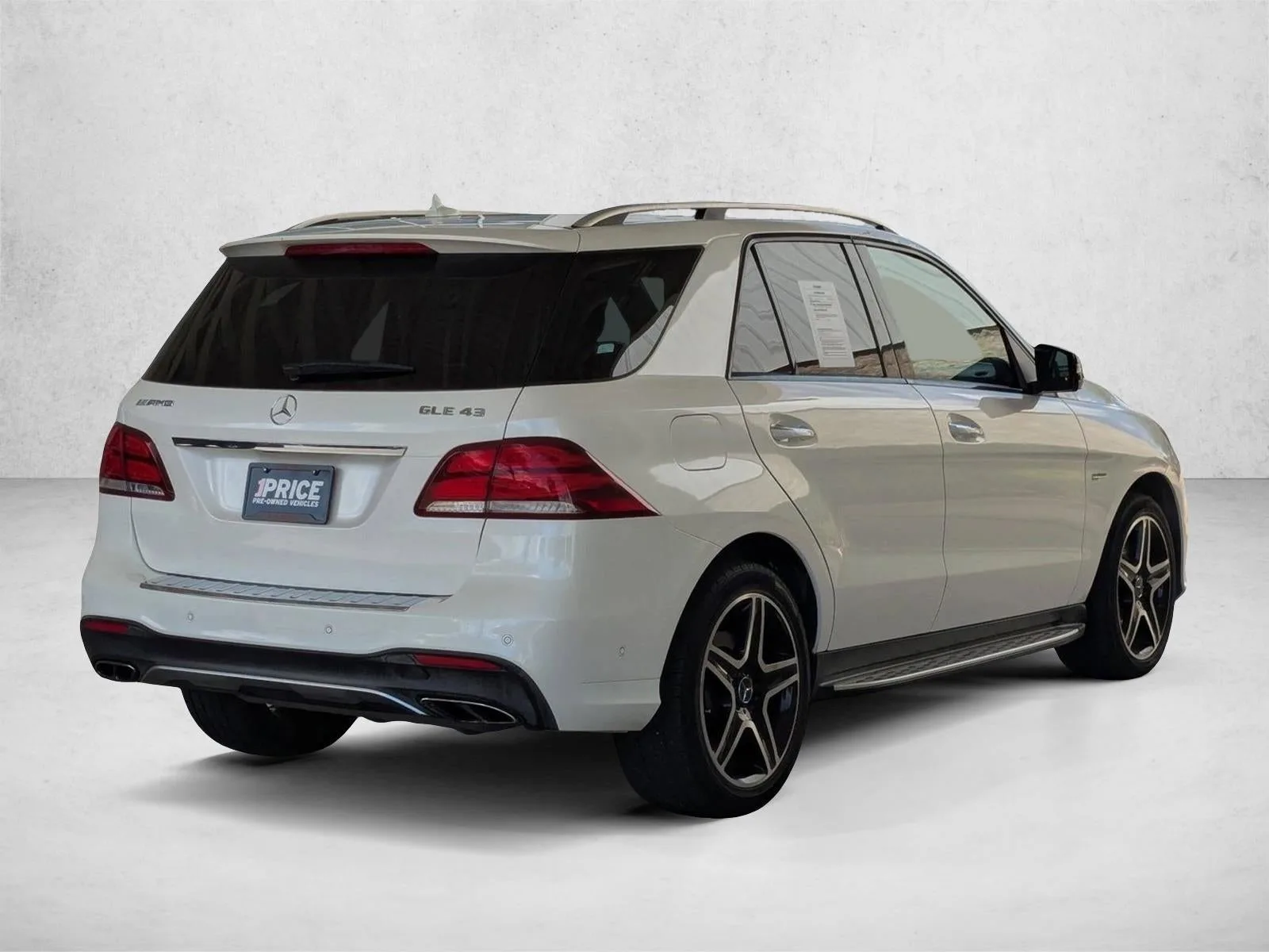 2018 Mercedes-Benz GLE AMG® GLE 43 4MATIC® SUV photo 5