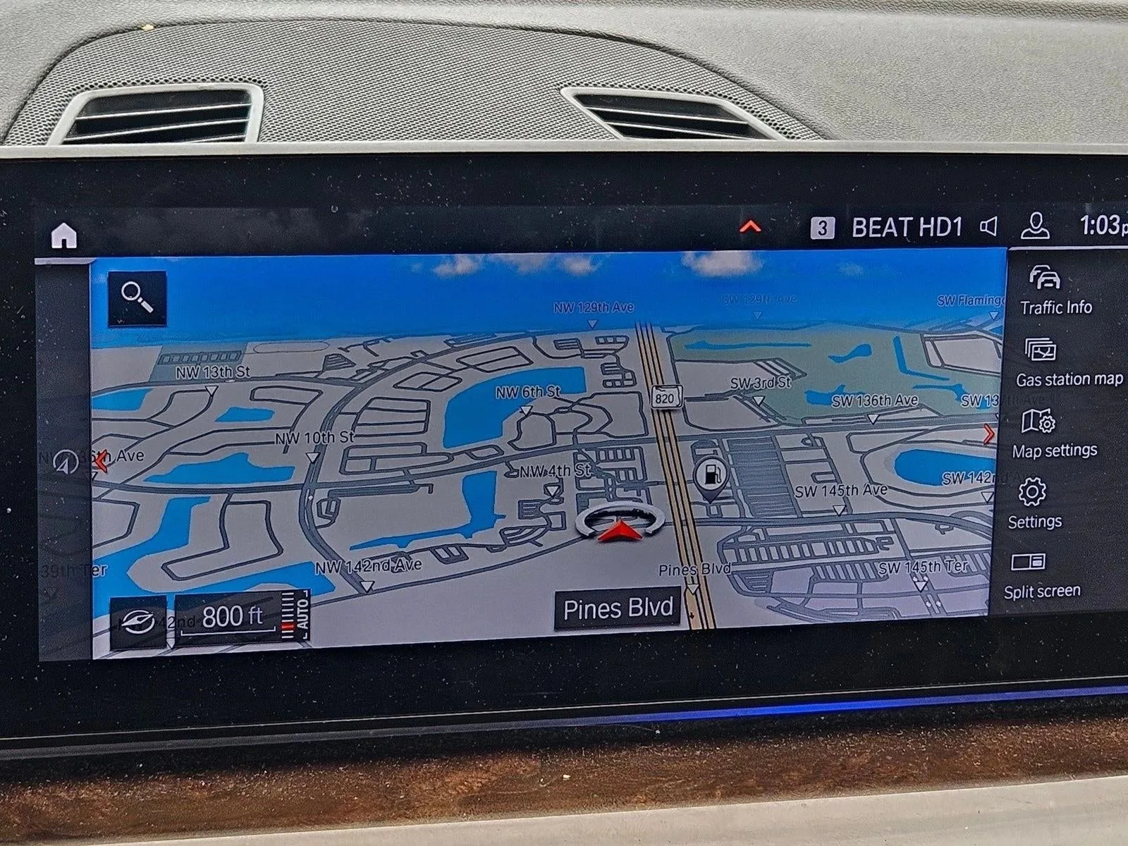 2020 BMW 530i Sedan photo 11