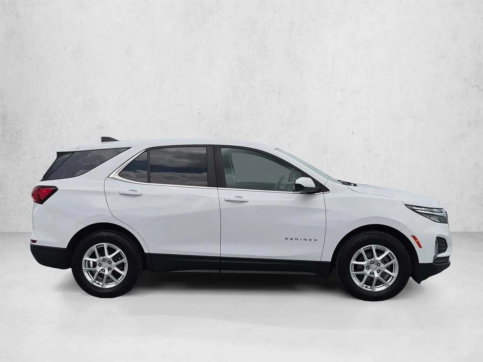 2022 Chevrolet Equinox LT photo 4