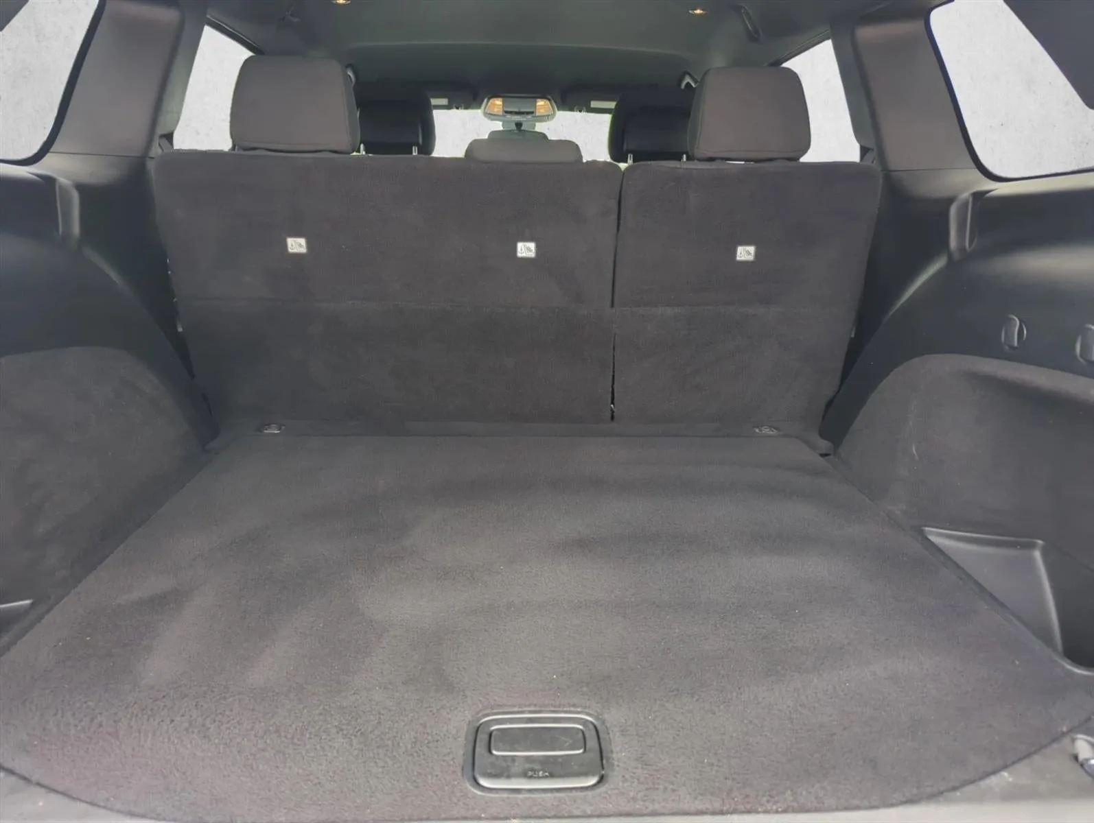 2019 Jeep Grand Cherokee Laredo 4x2 photo 6