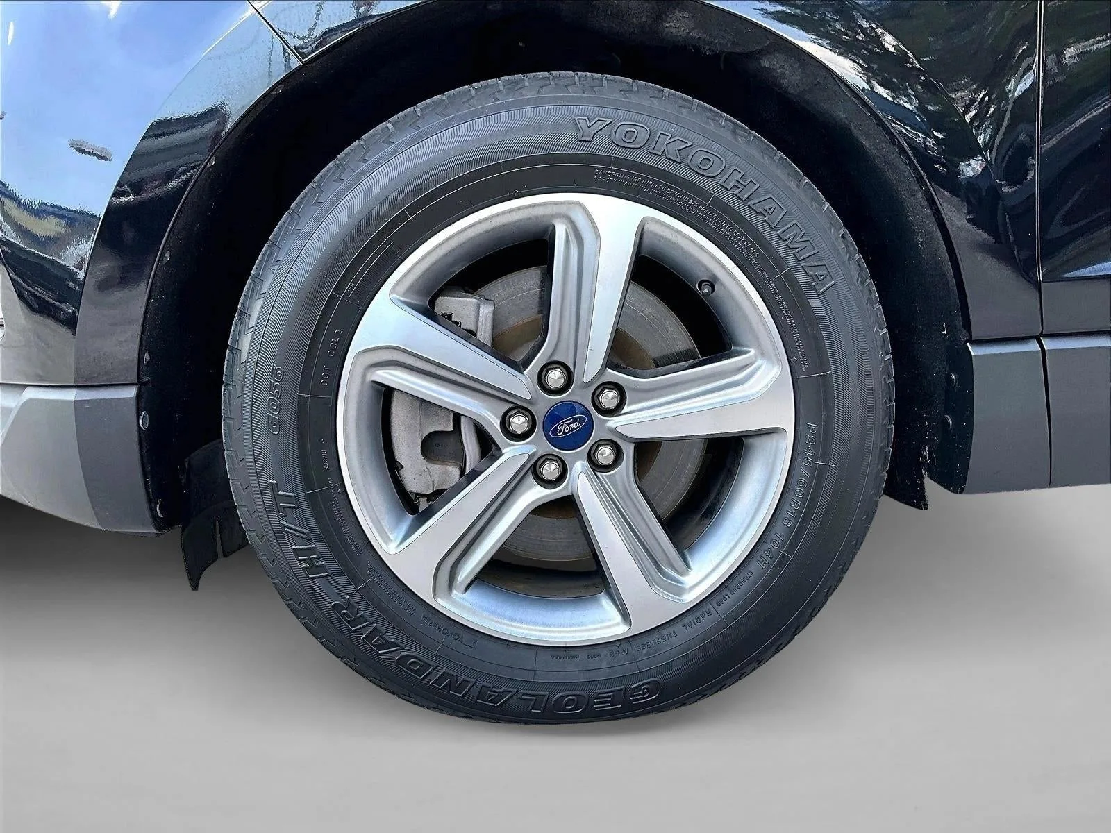 2021 Ford Edge SEL photo 10