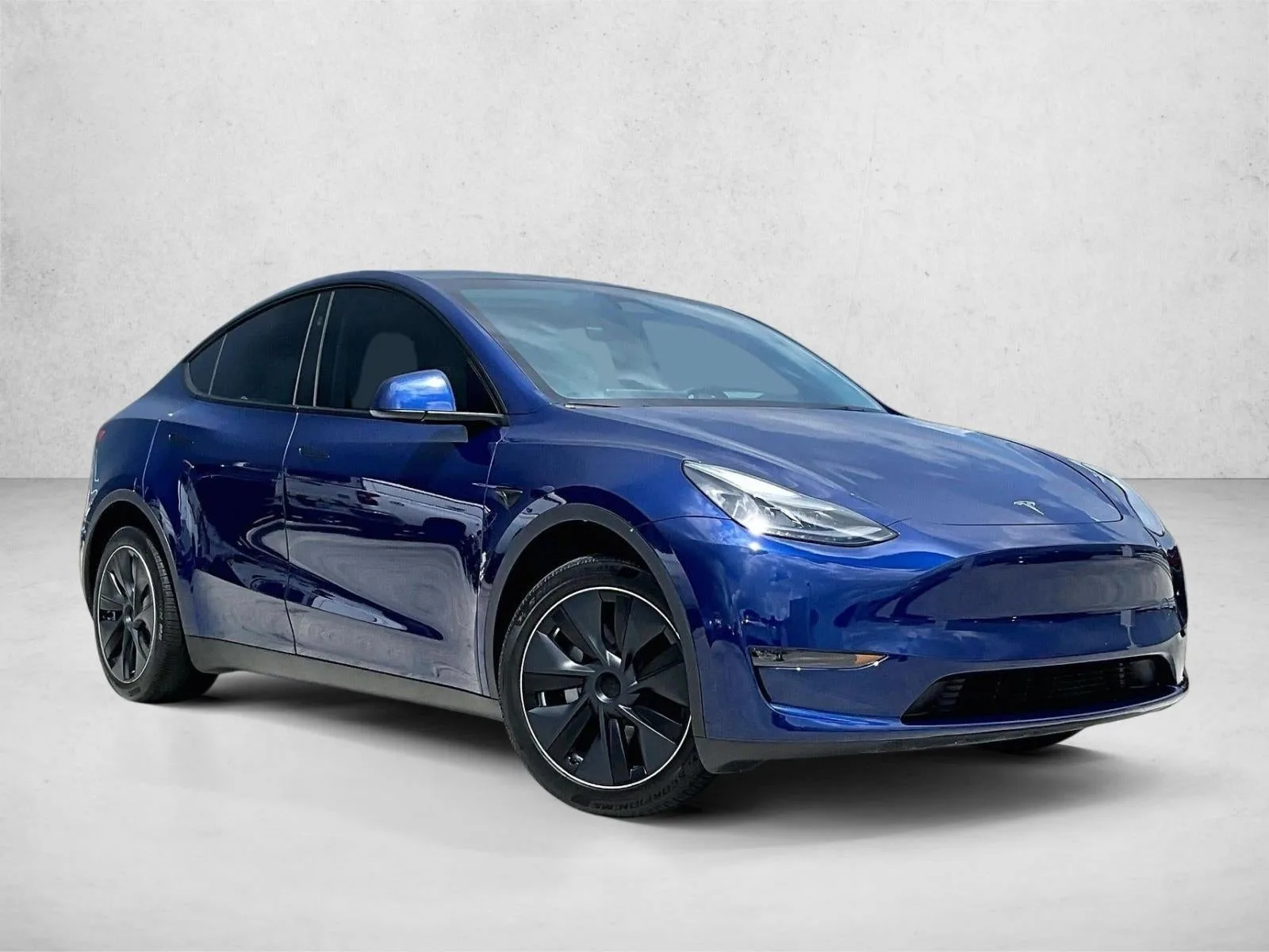 2024 Tesla Model Y Long Range photo 12