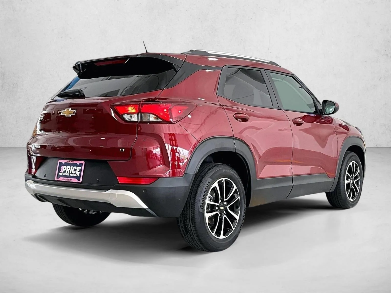 2024 Chevrolet Trailblazer LT photo 2