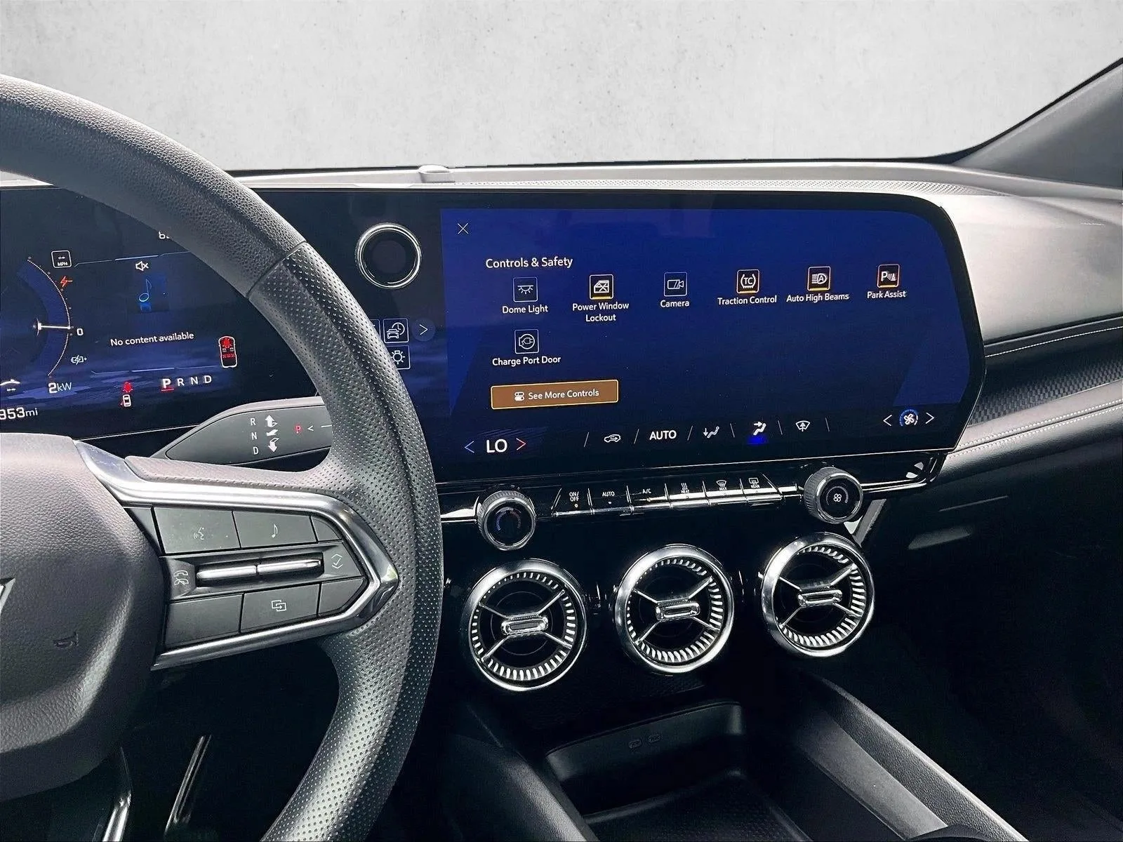 2025 Chevrolet Blazer EV LT photo 8