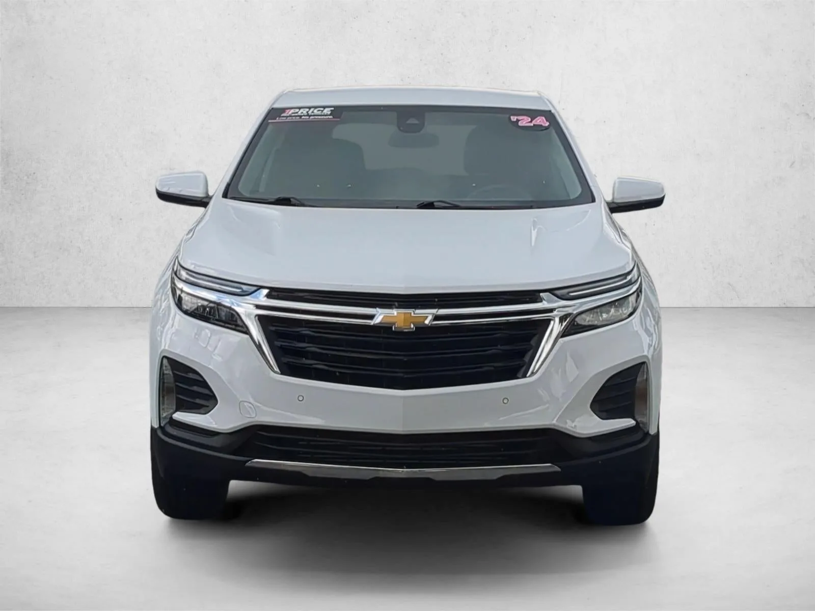 2024 Chevrolet Equinox LT photo 2