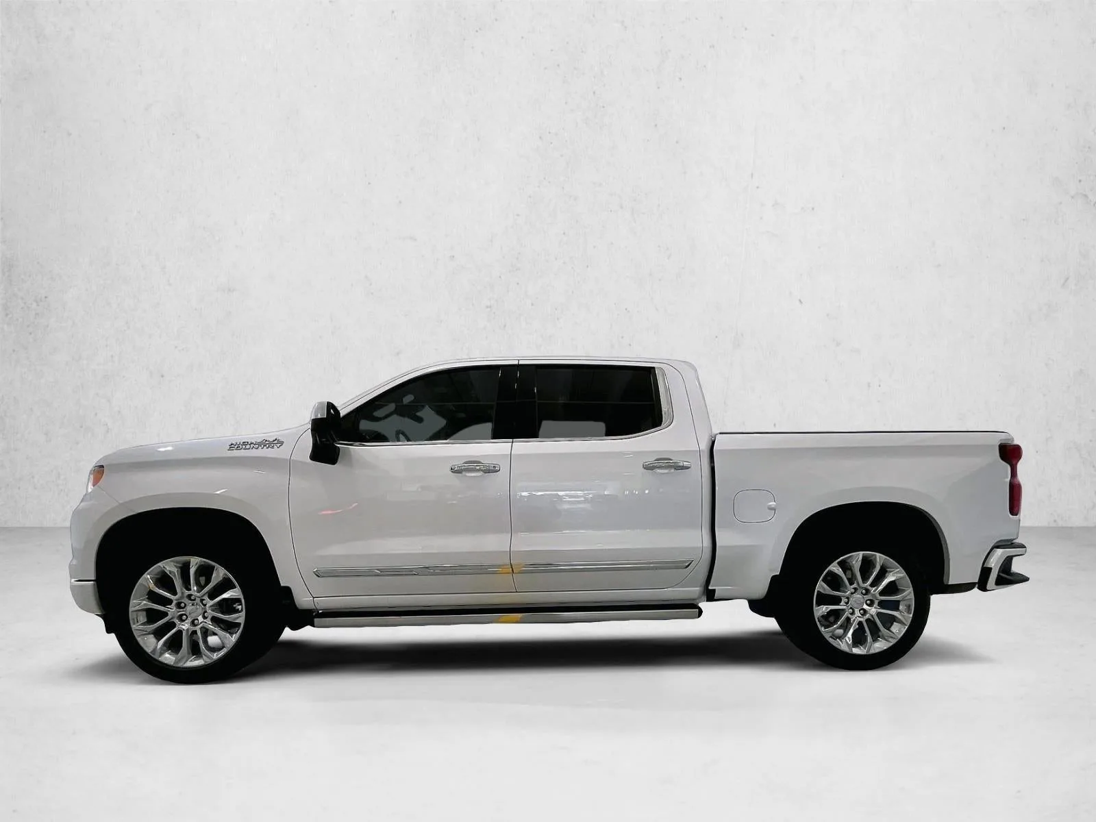 2023 Chevrolet Silverado 1500 High Country photo 6
