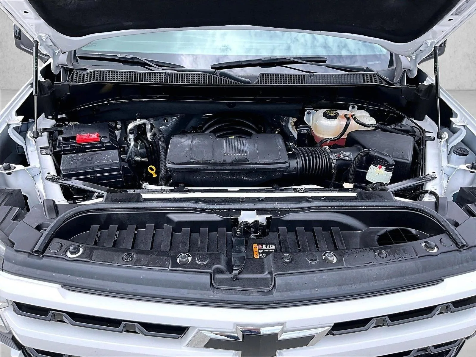 2024 Chevrolet Silverado 1500 RST photo 11
