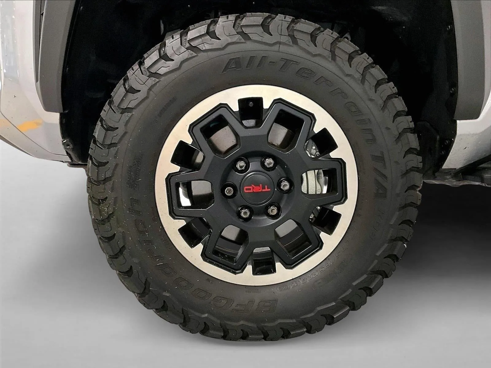 2025 Toyota 4Runner TRD Off Road photo 10