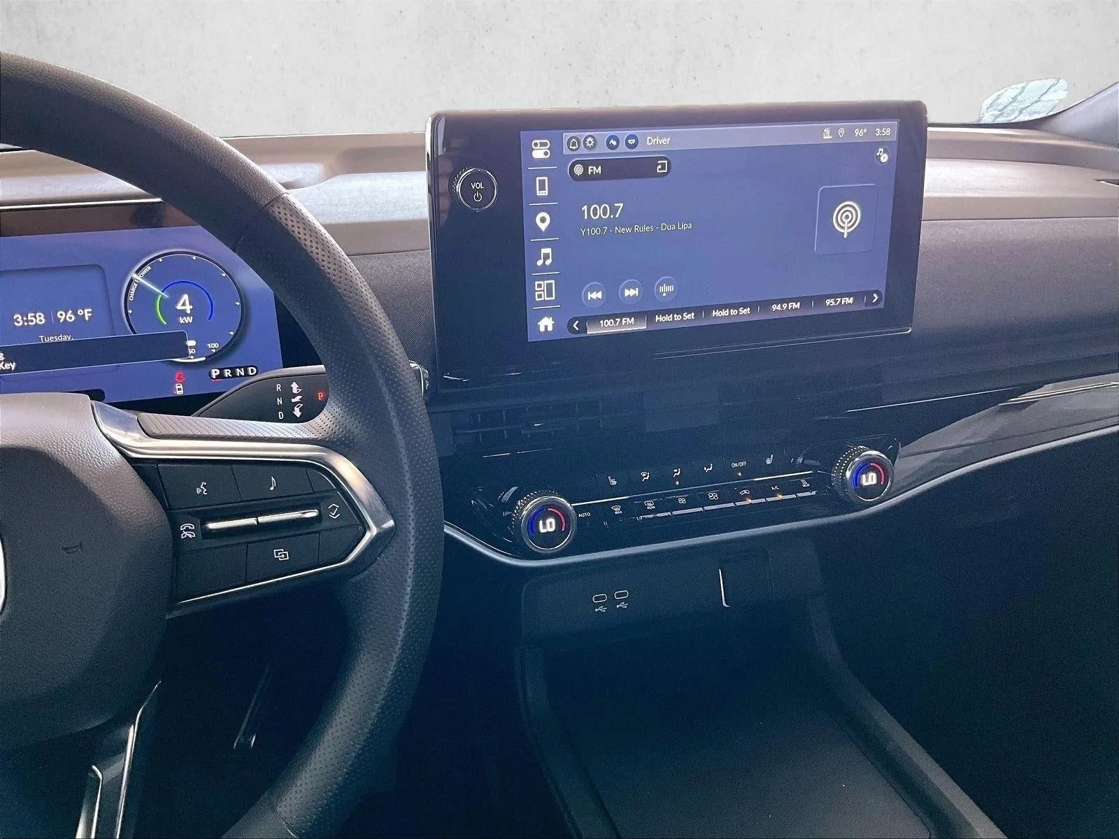 2025 Honda Prologue EX photo 8