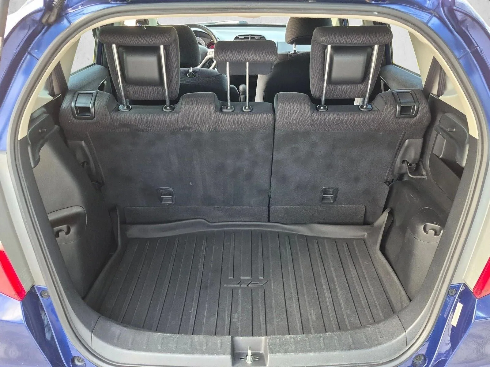 2013 Honda Fit Automatic Sport photo 6