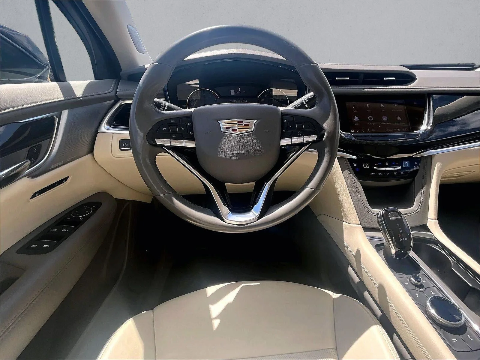 2024 Cadillac XT6 Premium Luxury photo 7